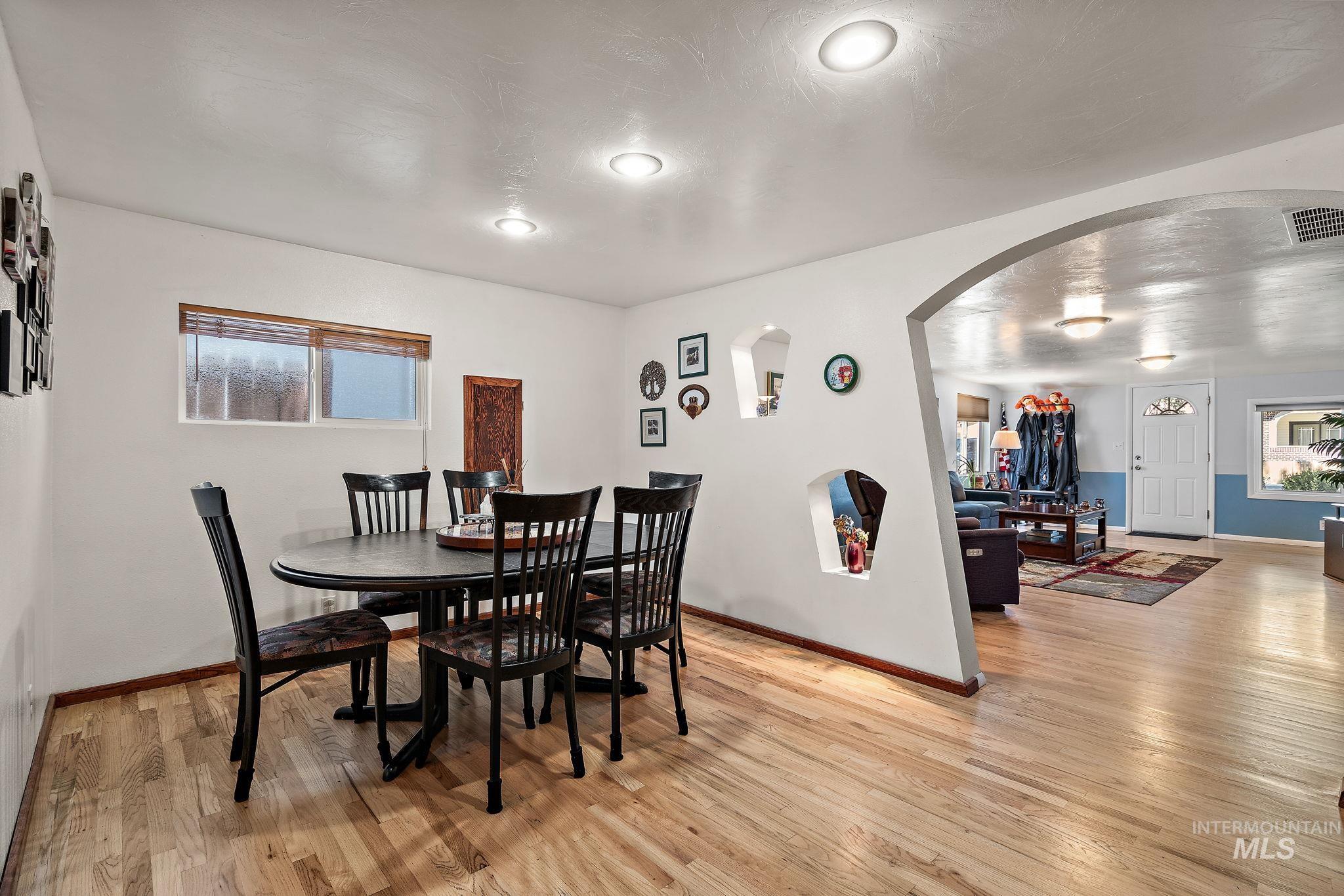 2018 S Hervey St, Boise, Idaho 83705, 3 Bedrooms, 2 Bathrooms, Residential For Sale, Price $459,900,MLS 98997919