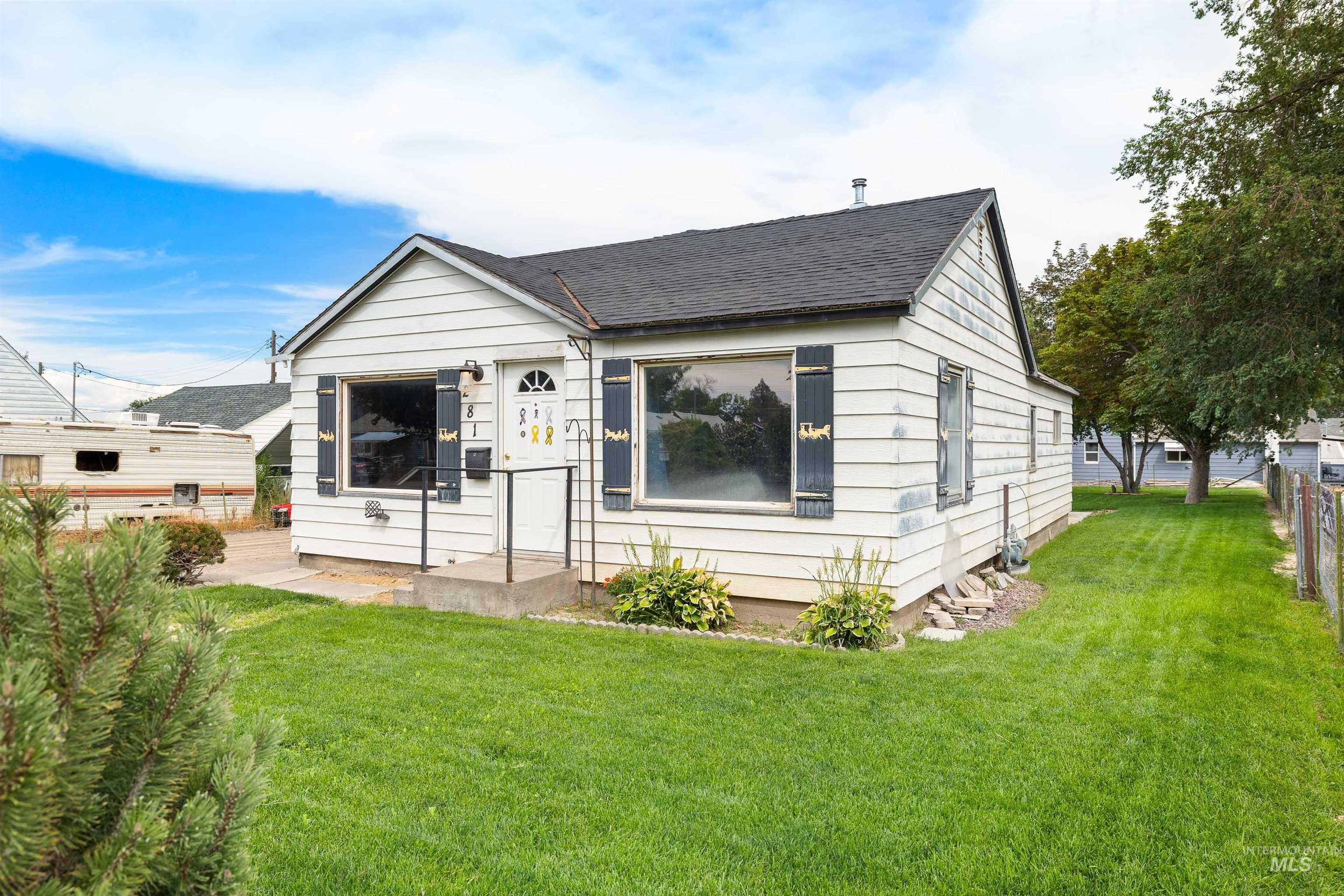 281 Lois St, Twin Falls, Idaho 83301, 2 Bedrooms, 1 Bathroom, Residential For Sale, Price $245,000,MLS 98997922