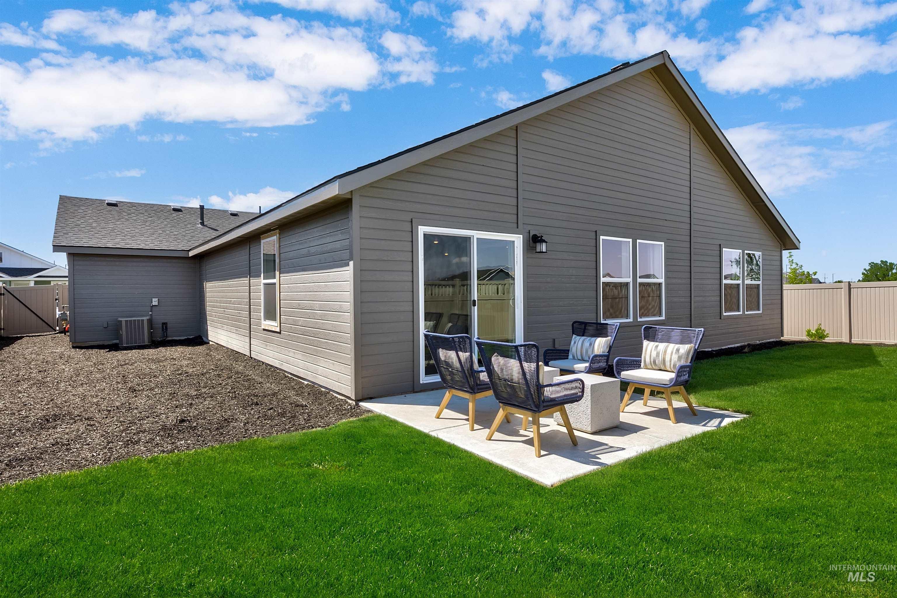 8612 E Love Ct, Nampa, Idaho 83687, 3 Bedrooms, 2 Bathrooms, Residential For Sale, Price $476,900,MLS 98997925