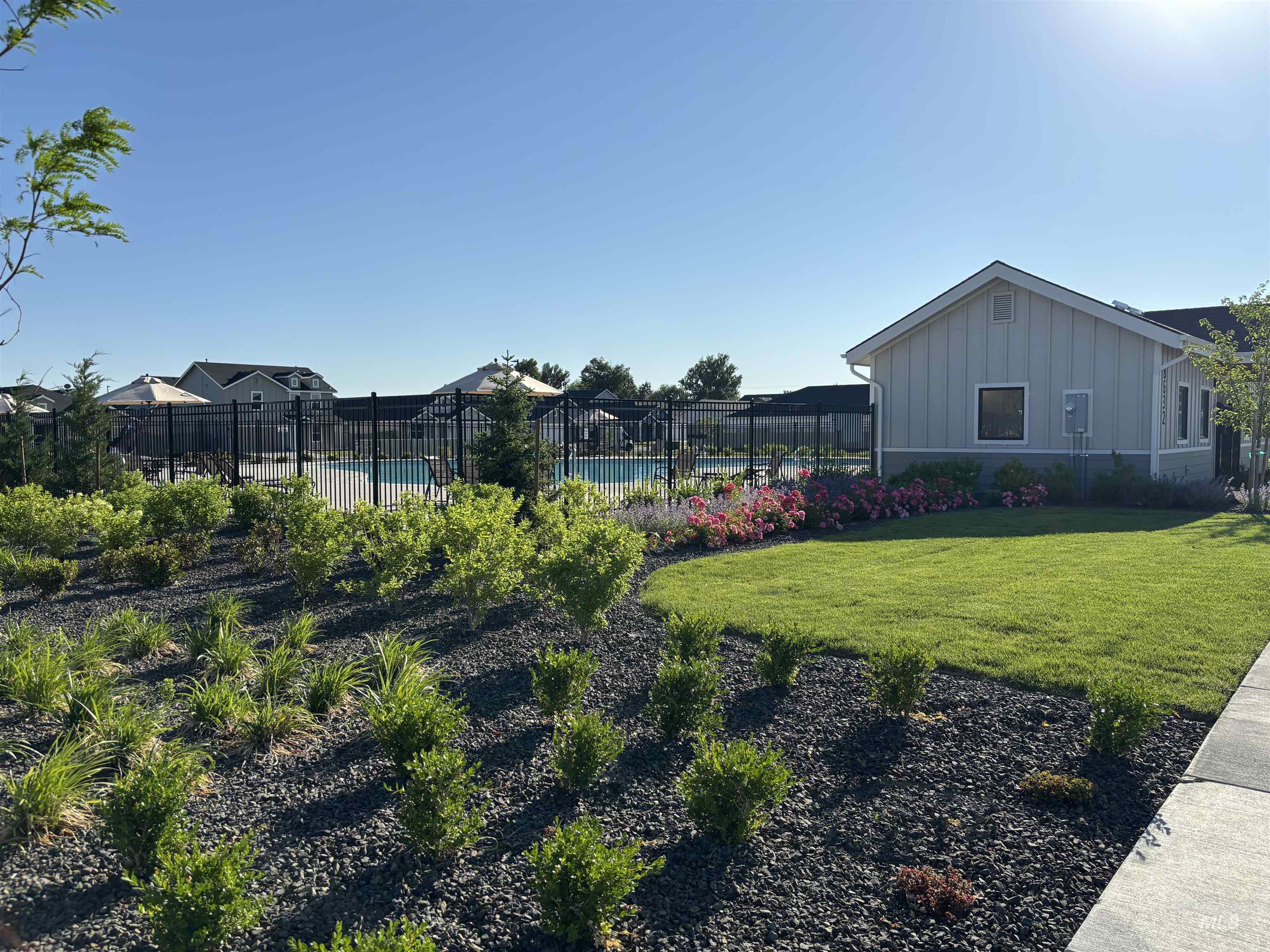 8612 E Love Ct, Nampa, Idaho 83687, 3 Bedrooms, 2 Bathrooms, Residential For Sale, Price $476,900,MLS 98997925