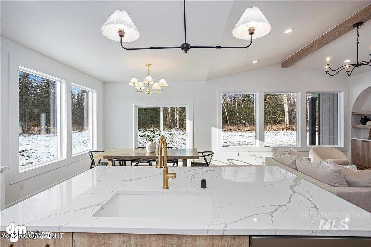 300 NW Greystone Loop, Mountain Home, Idaho 83647, 4 Bedrooms, 3 Bathrooms, Residential For Sale, Price $650,000,MLS 98997928