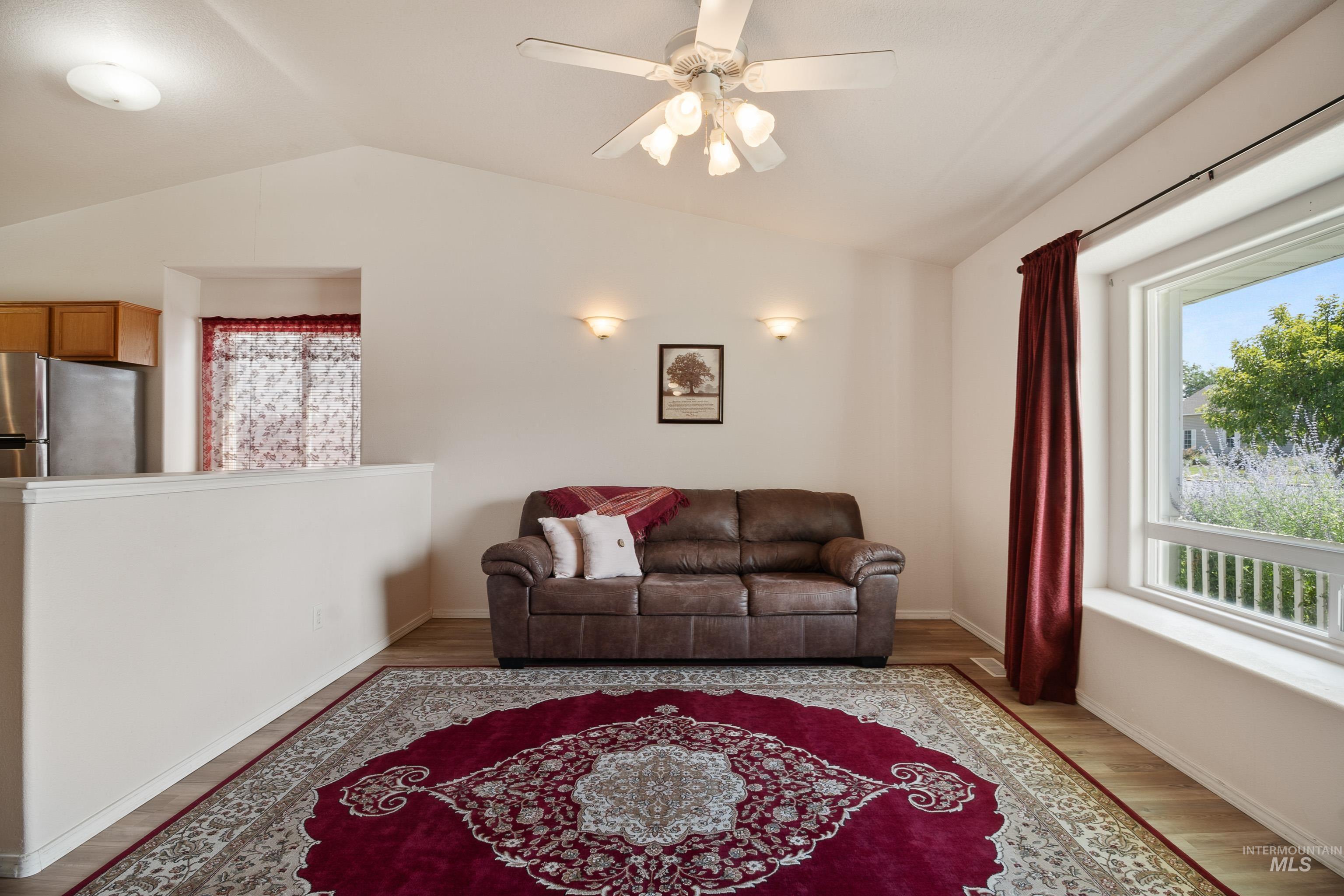 551 E Magnolia, Twin Falls, Idaho 83301, 3 Bedrooms, 2 Bathrooms, Residential For Sale, Price $334,900,MLS 98997932