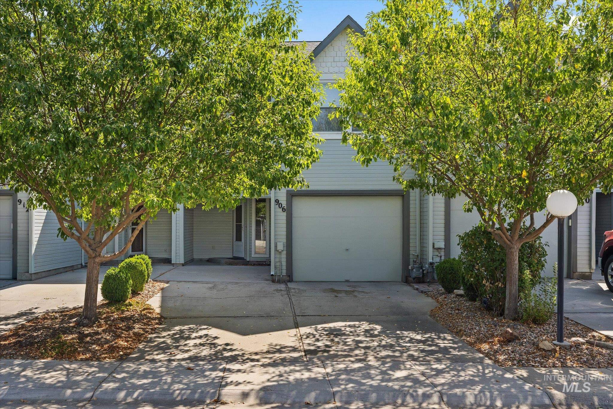906 N Benjamin Lane, Boise, Idaho 83704, 2 Bedrooms, 1.5 Bathrooms, Residential For Sale, Price $299,900,MLS 98997935