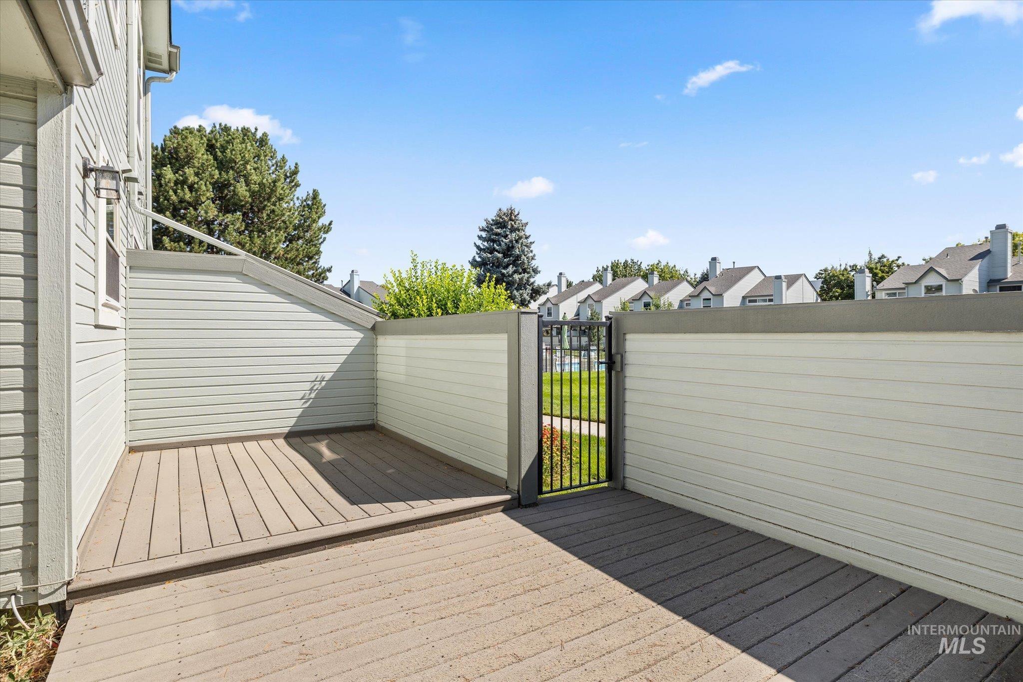 906 N Benjamin Lane, Boise, Idaho 83704, 2 Bedrooms, 1.5 Bathrooms, Residential For Sale, Price $299,900,MLS 98997935