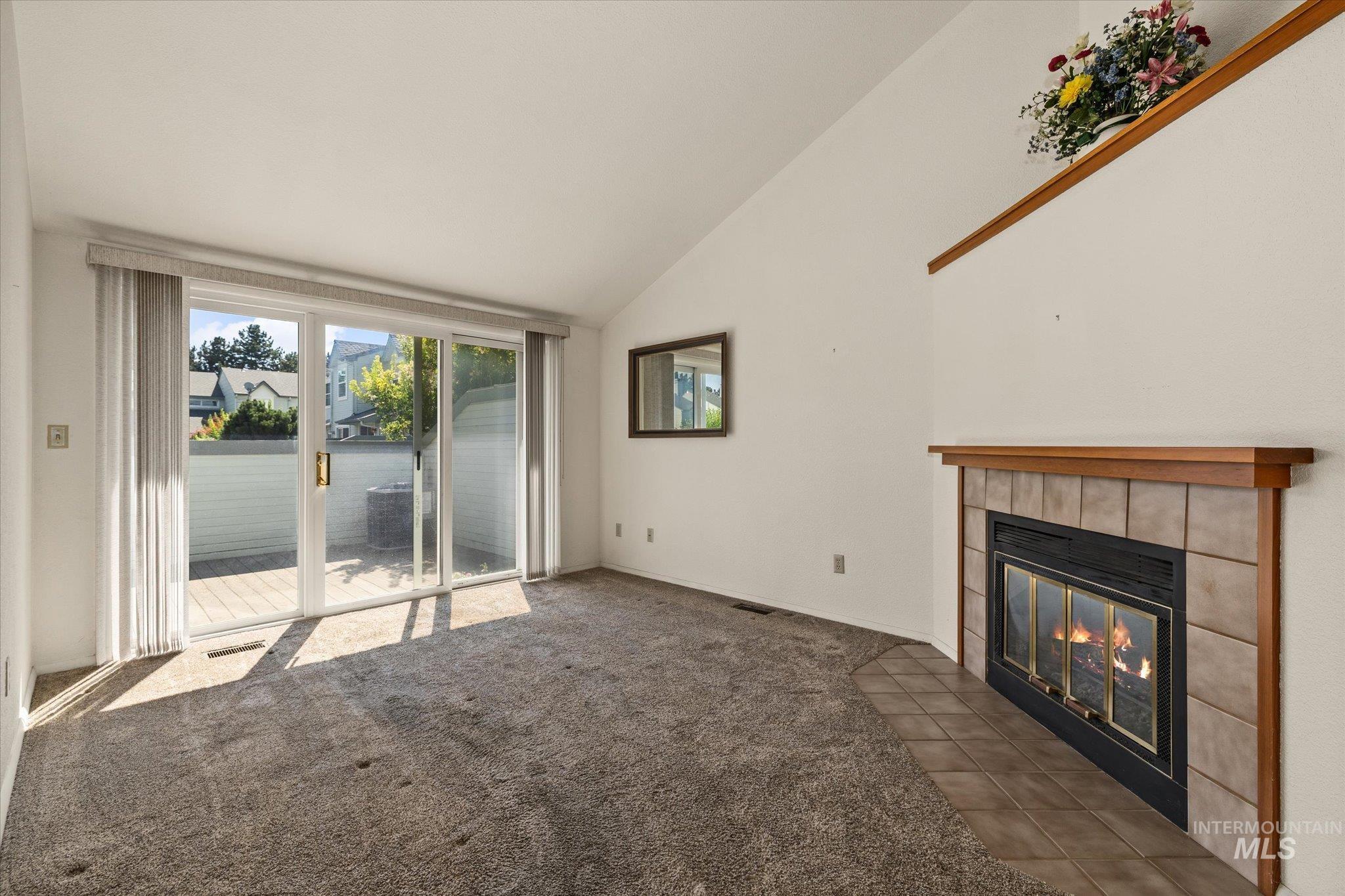 906 N Benjamin Lane, Boise, Idaho 83704, 2 Bedrooms, 1.5 Bathrooms, Residential For Sale, Price $299,900,MLS 98997935