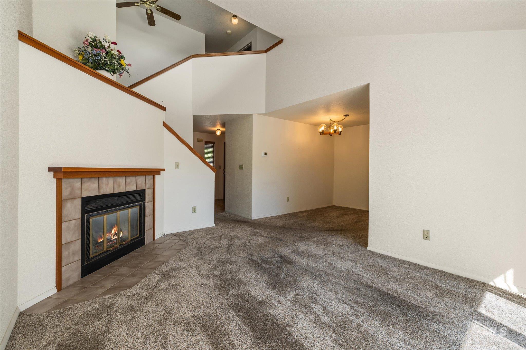 906 N Benjamin Lane, Boise, Idaho 83704, 2 Bedrooms, 1.5 Bathrooms, Residential For Sale, Price $299,900,MLS 98997935