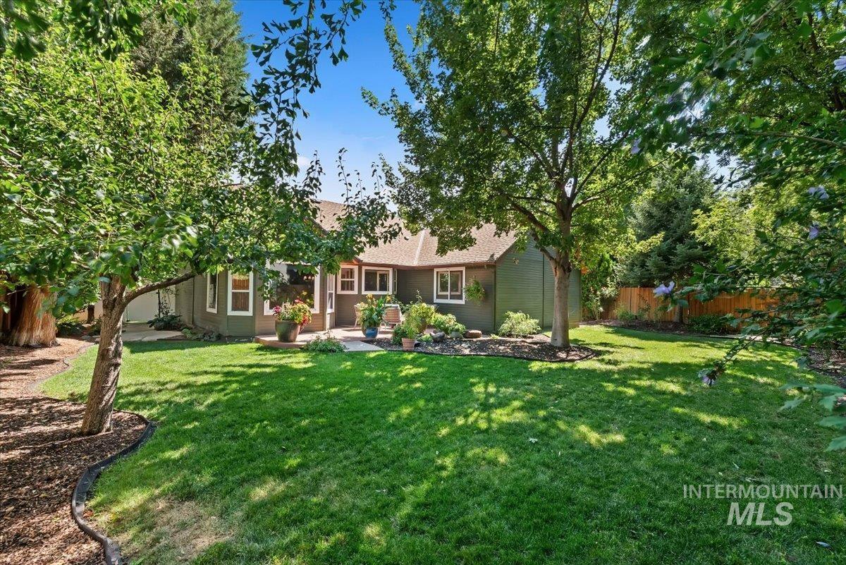 5695 S Kalmia, Boise, Idaho 83716, 3 Bedrooms, 2 Bathrooms, Residential For Sale, Price $549,900, 98997939