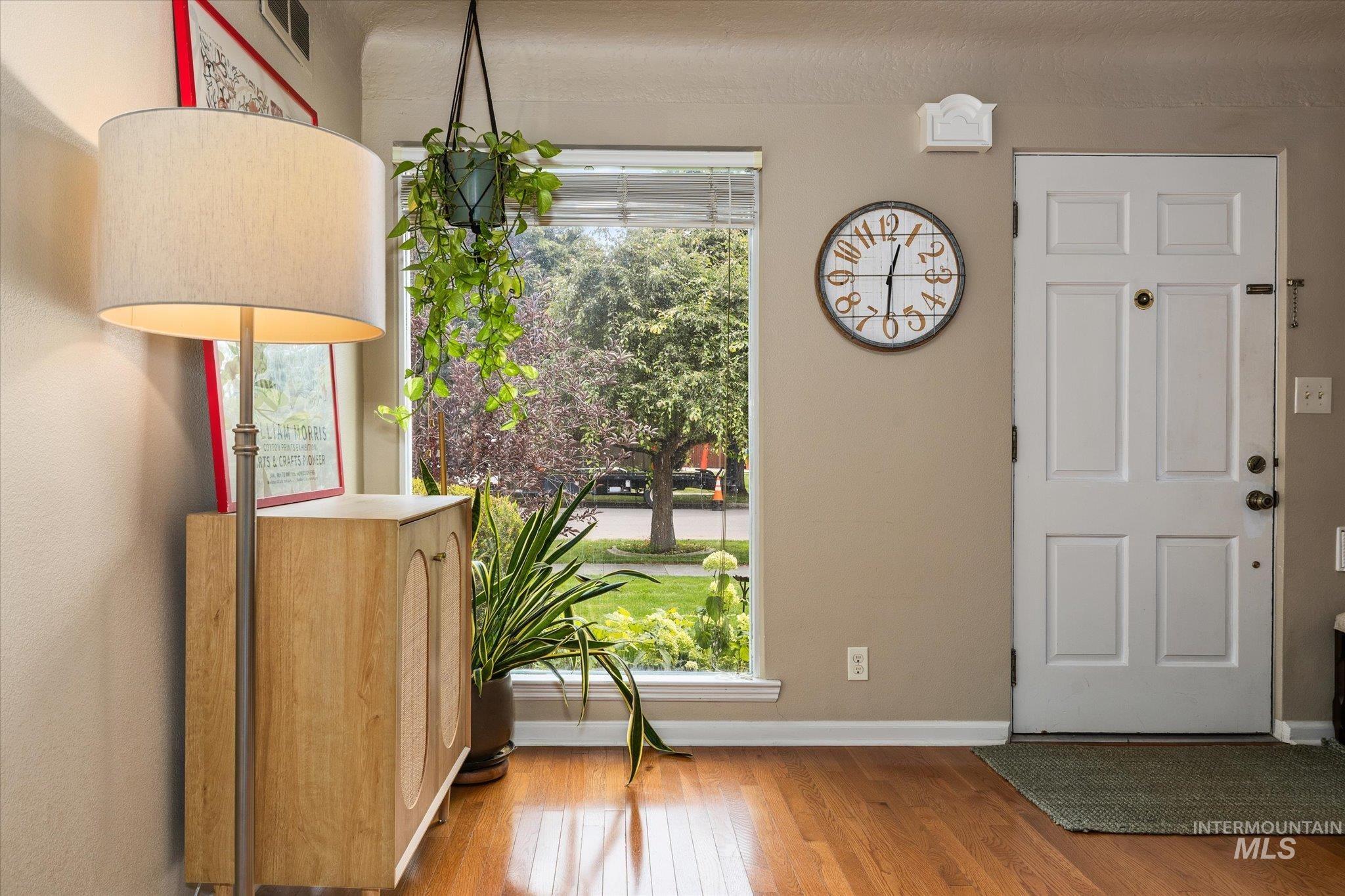 1501 N 24th St, Boise, Idaho 83702, 3 Bedrooms, 2 Bathrooms, Residential For Sale, Price $749,900, 98997944