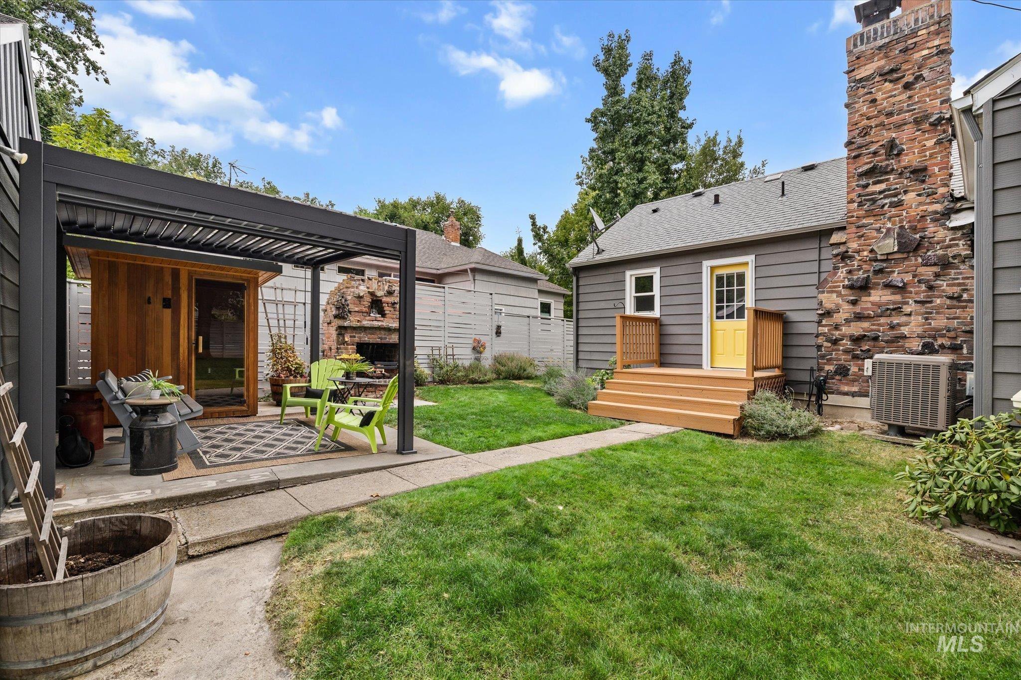 1501 N 24th St, Boise, Idaho 83702, 3 Bedrooms, 2 Bathrooms, Residential For Sale, Price $749,900, 98997944