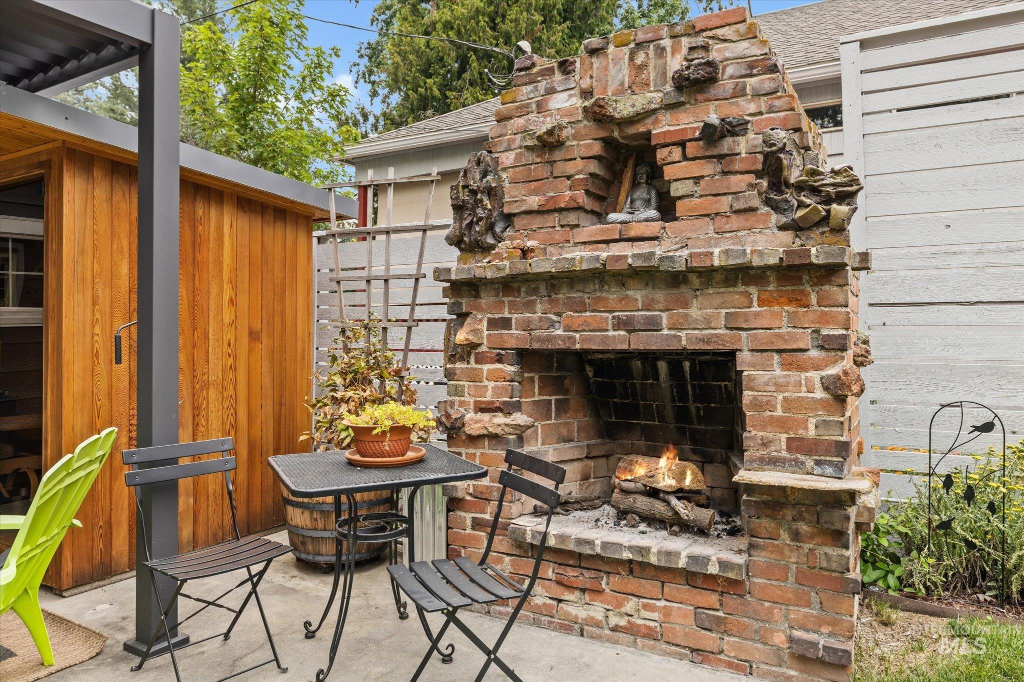 1501 N 24th St, Boise, Idaho 83702, 3 Bedrooms, 2 Bathrooms, Residential For Sale, Price $749,900, 98997944