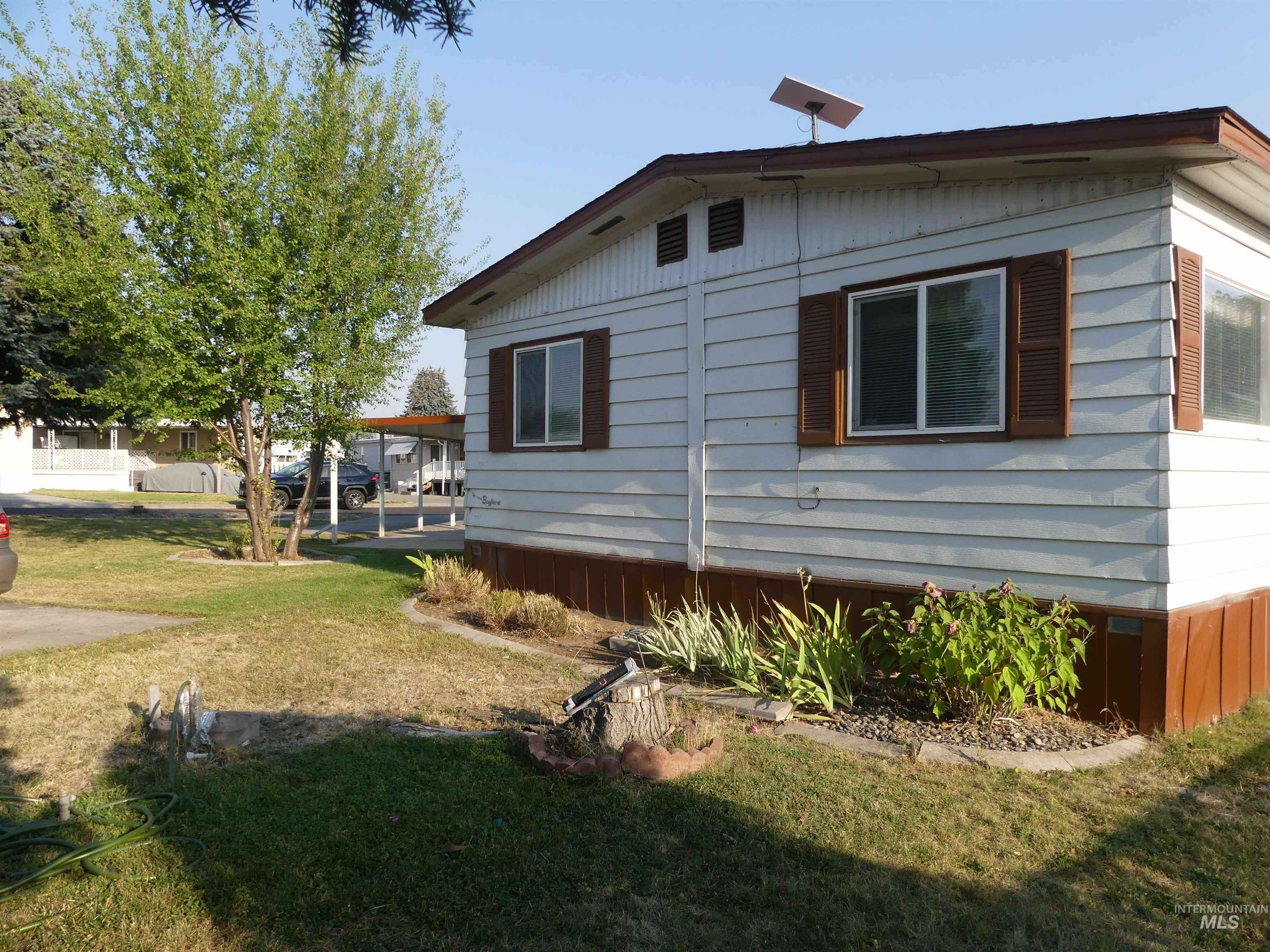 2015 6th Ave, Clarkston, Washington 99403, 3 Bedrooms, 2 Bathrooms, Residential For Sale, Price $79,000, 98997947
