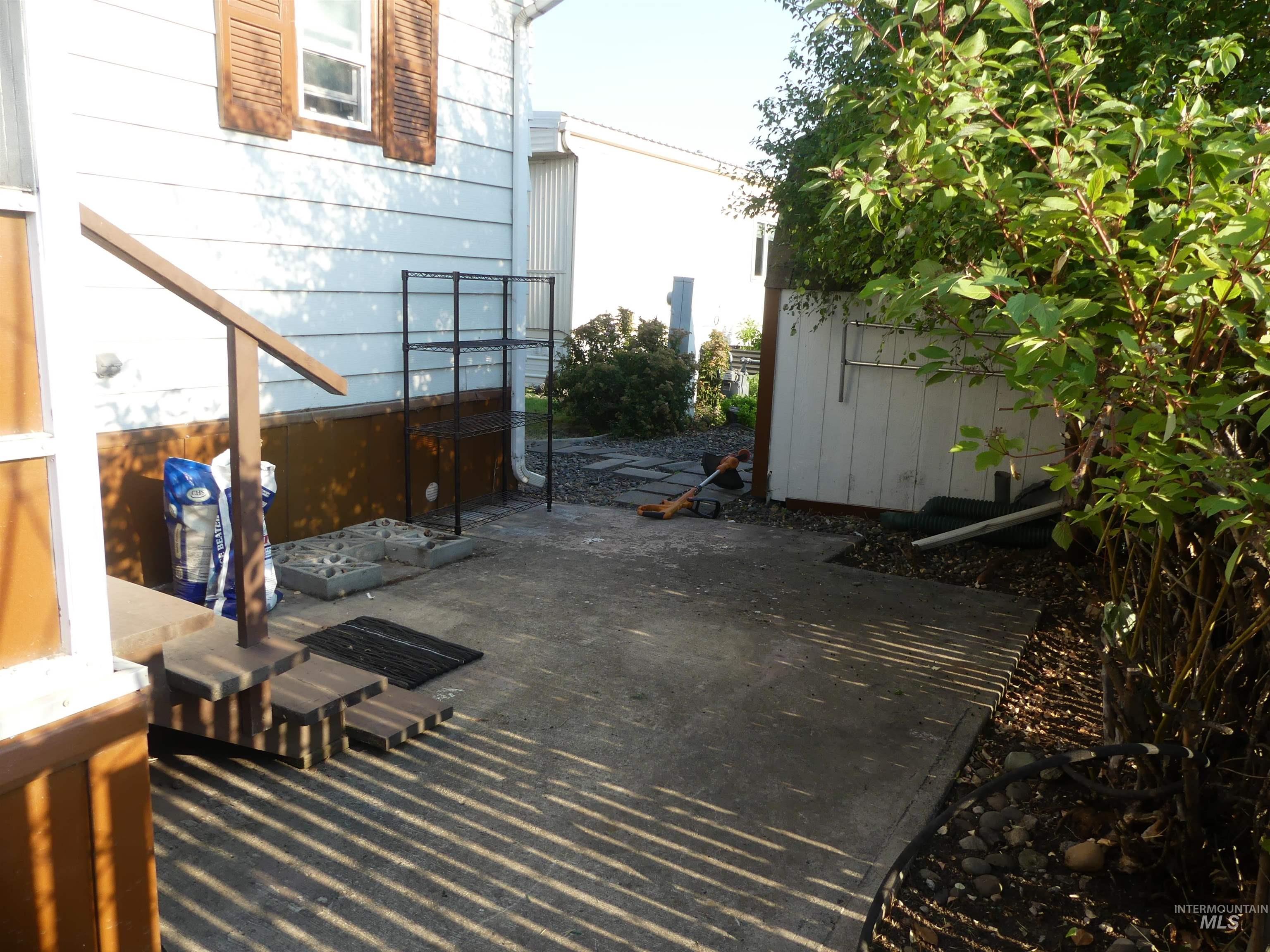 2015 6th Ave, Clarkston, Washington 99403, 3 Bedrooms, 2 Bathrooms, Residential For Sale, Price $79,000, 98997947