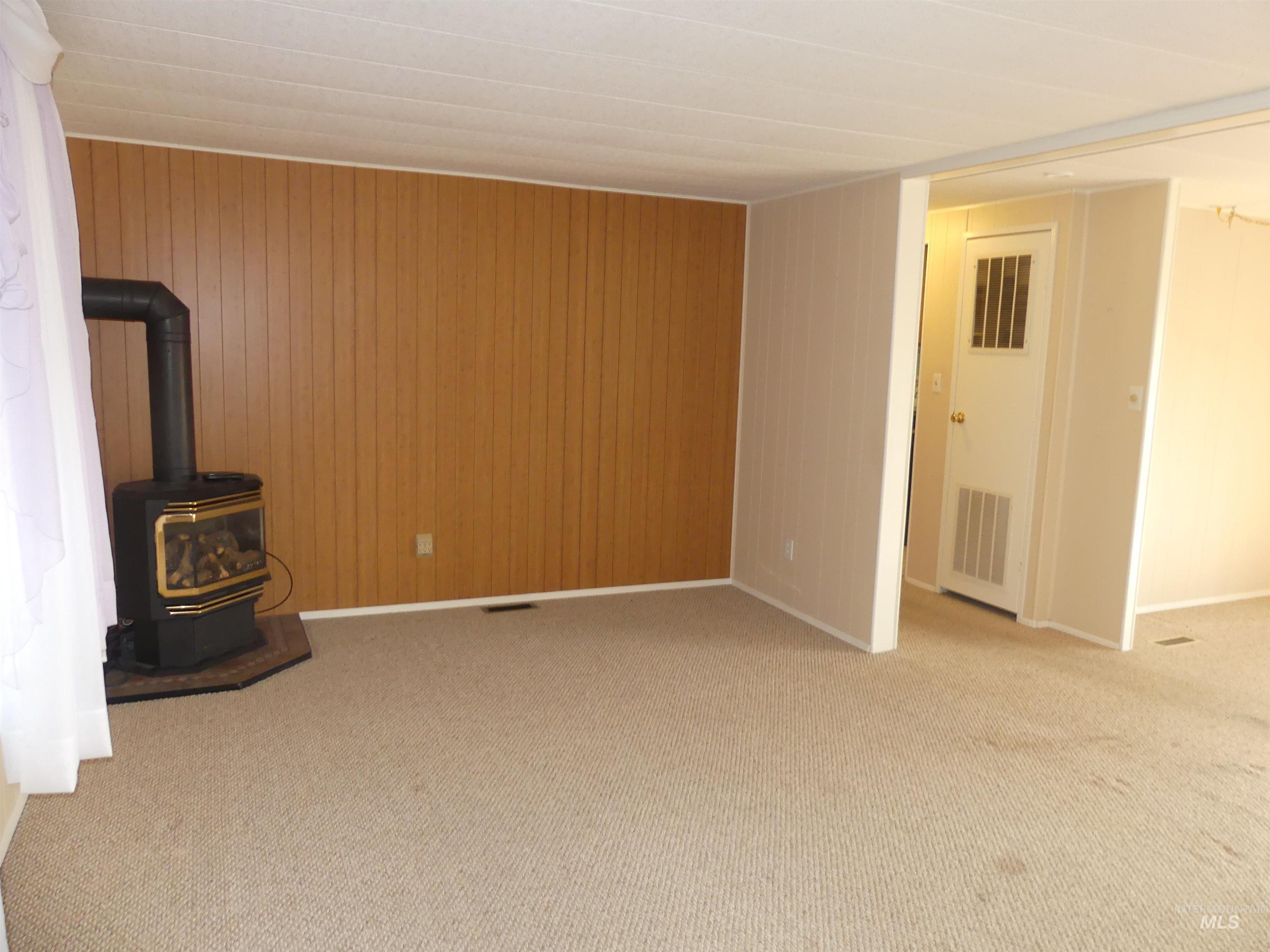 2015 6th Ave, Clarkston, Washington 99403, 3 Bedrooms, 2 Bathrooms, Residential For Sale, Price $79,000, 98997947
