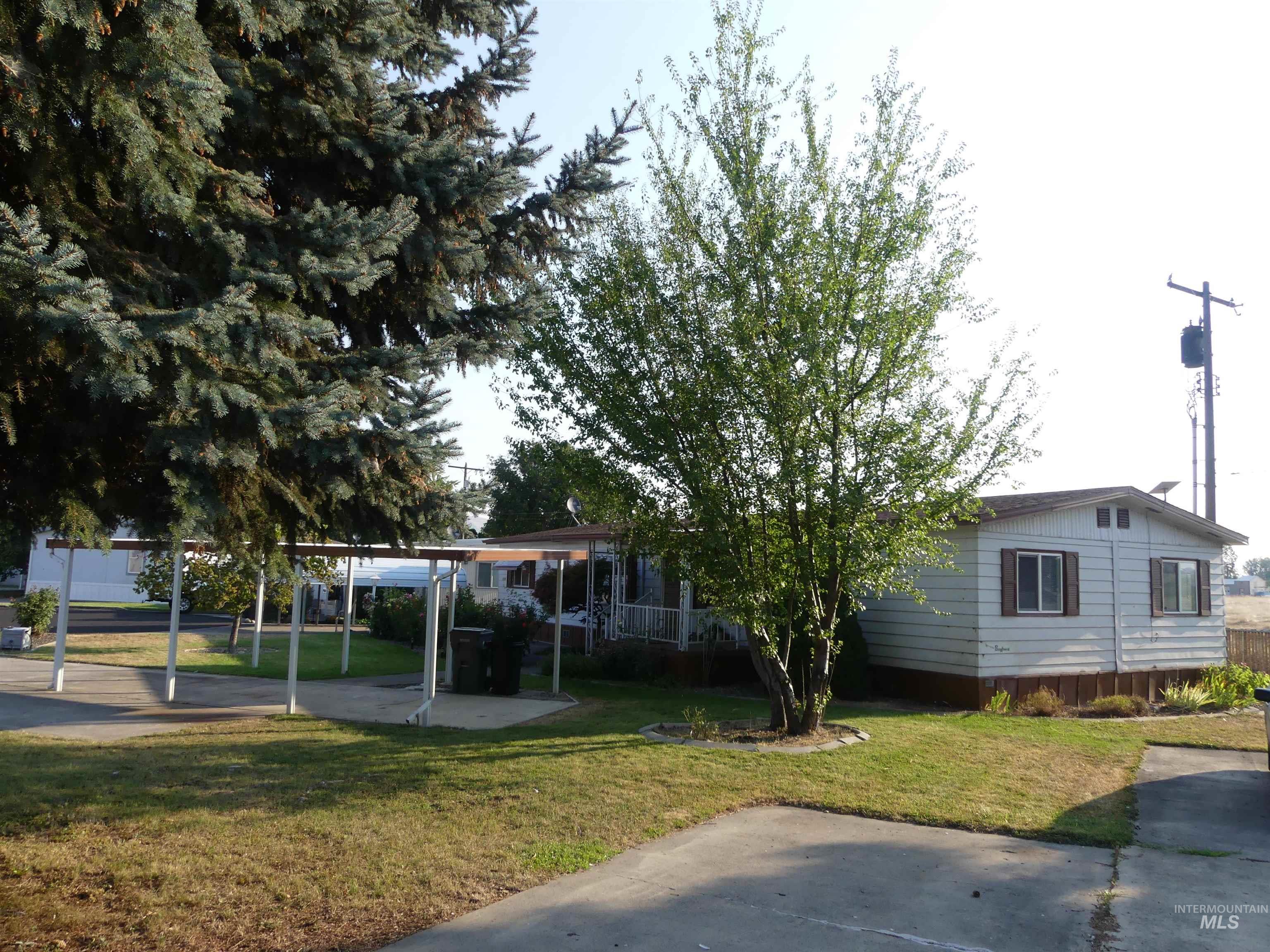 2015 6th Ave, Clarkston, Washington 99403, 3 Bedrooms, 2 Bathrooms, Residential For Sale, Price $79,000, 98997947