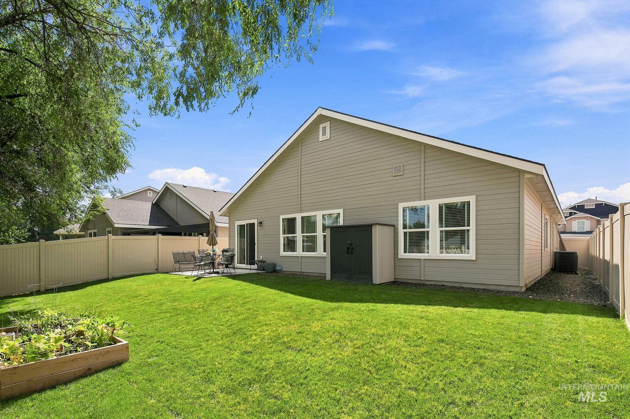 672 E Warrior Basin St., Kuna, Idaho 83634, 4 Bedrooms, 2 Bathrooms, Residential For Sale, Price $469,900,MLS 98997952