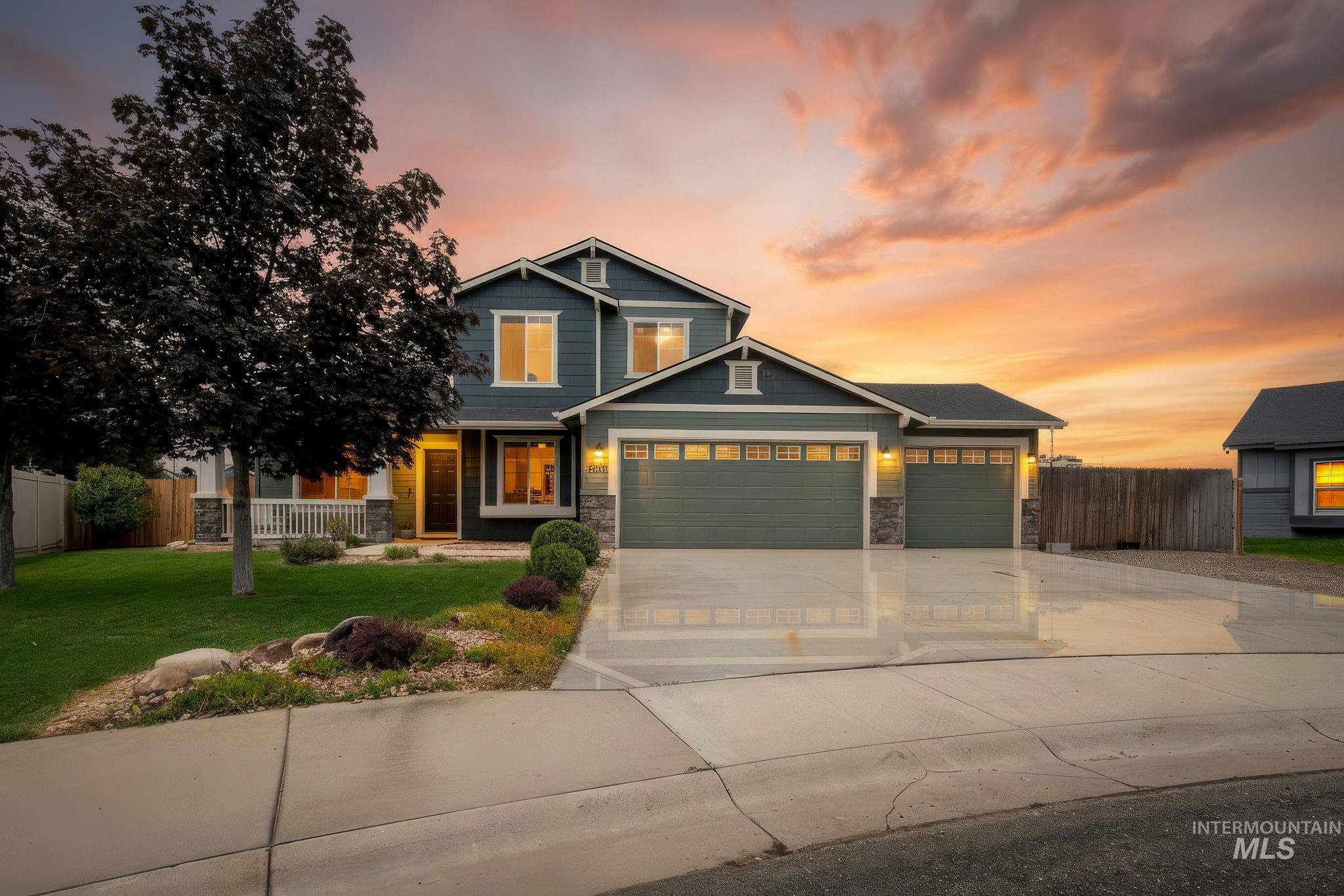 1582 Fairway St, Middleton, Idaho 83644, 4 Bedrooms, 2.5 Bathrooms, Residential For Sale, Price $444,000,MLS 98997957