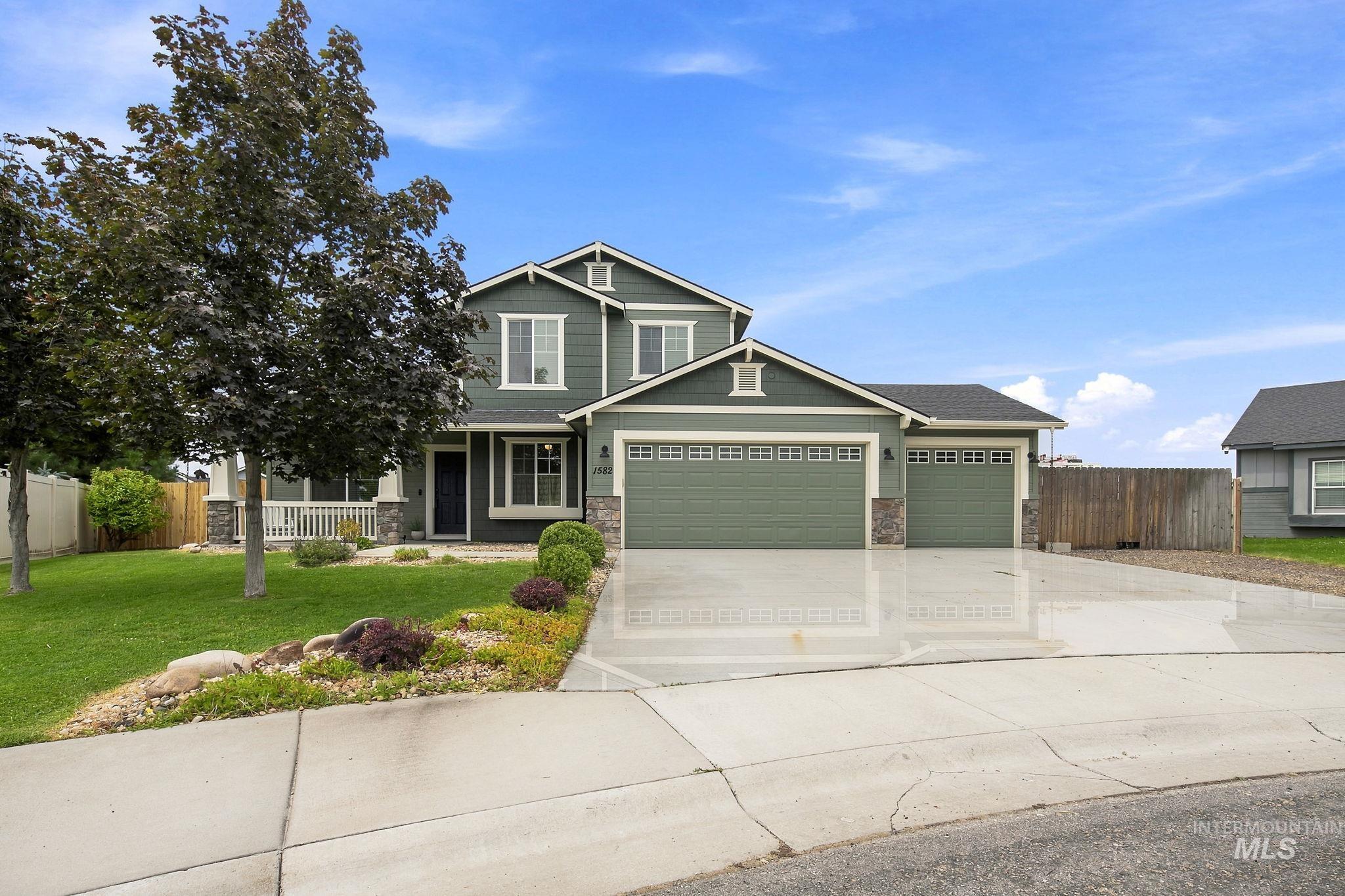 1582 Fairway St, Middleton, Idaho 83644, 4 Bedrooms, 2.5 Bathrooms, Residential For Sale, Price $444,000,MLS 98997957