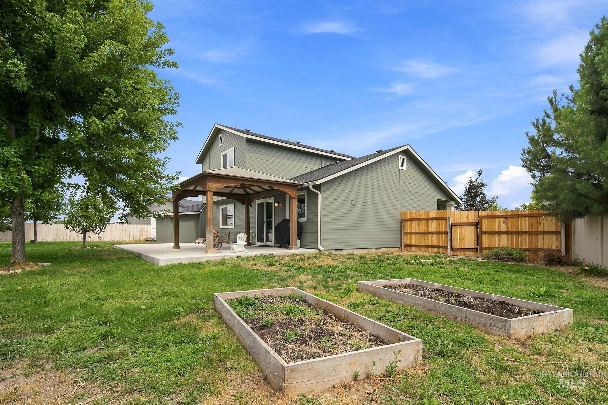 1582 Fairway St, Middleton, Idaho 83644, 4 Bedrooms, 2.5 Bathrooms, Residential For Sale, Price $444,000,MLS 98997957