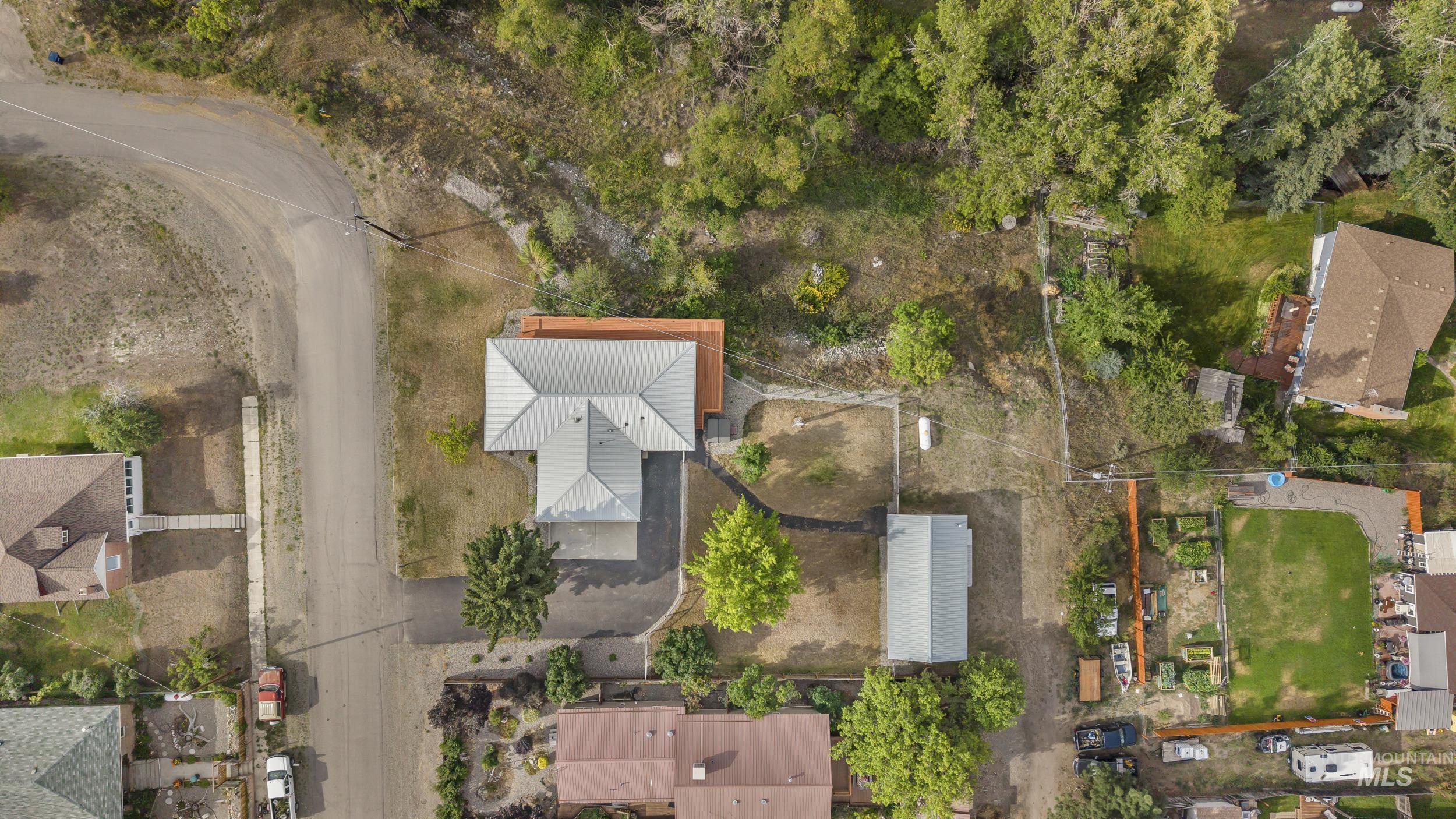 117 Lafayette Ave, Salmon, Idaho 83467, 3 Bedrooms, 2 Bathrooms, Residential For Sale, Price $375,000, 98997964