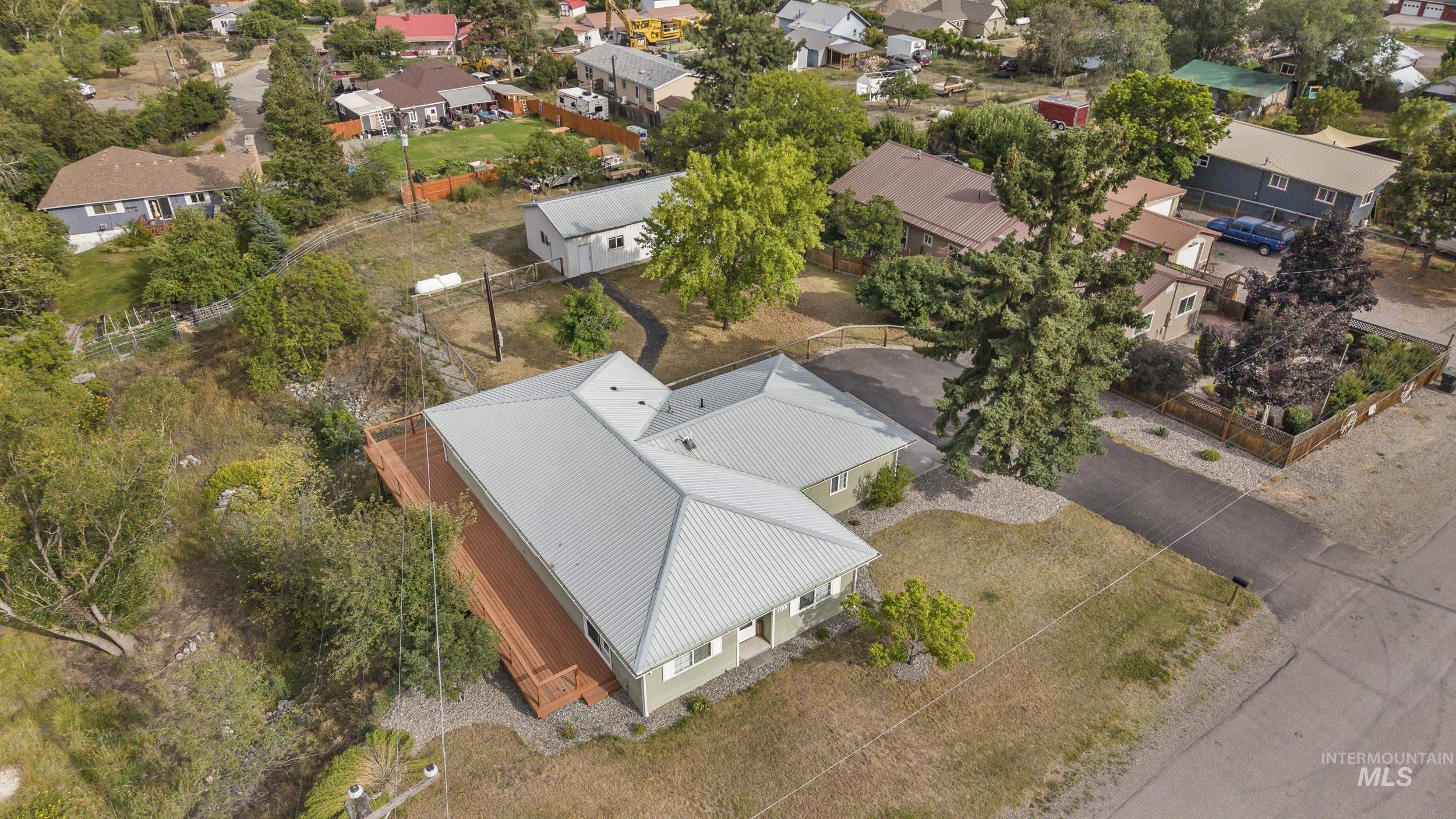 117 Lafayette Ave, Salmon, Idaho 83467, 3 Bedrooms, 2 Bathrooms, Residential For Sale, Price $375,000, 98997964