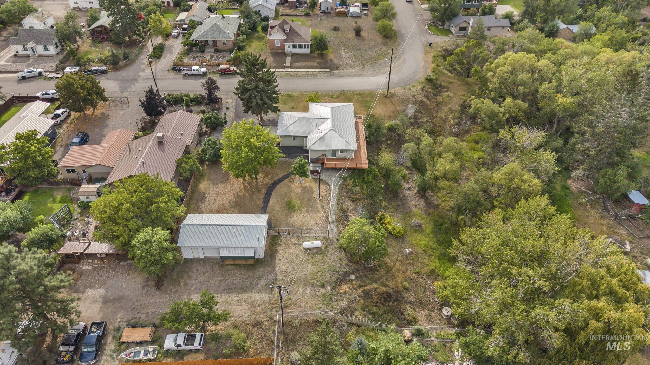 117 Lafayette Ave, Salmon, Idaho 83467, 3 Bedrooms, 2 Bathrooms, Residential For Sale, Price $375,000, 98997964