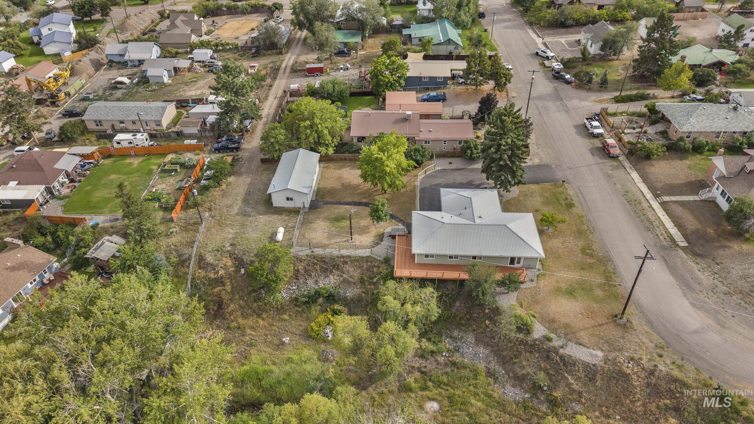 117 Lafayette Ave, Salmon, Idaho 83467, 3 Bedrooms, 2 Bathrooms, Residential For Sale, Price $375,000, 98997964