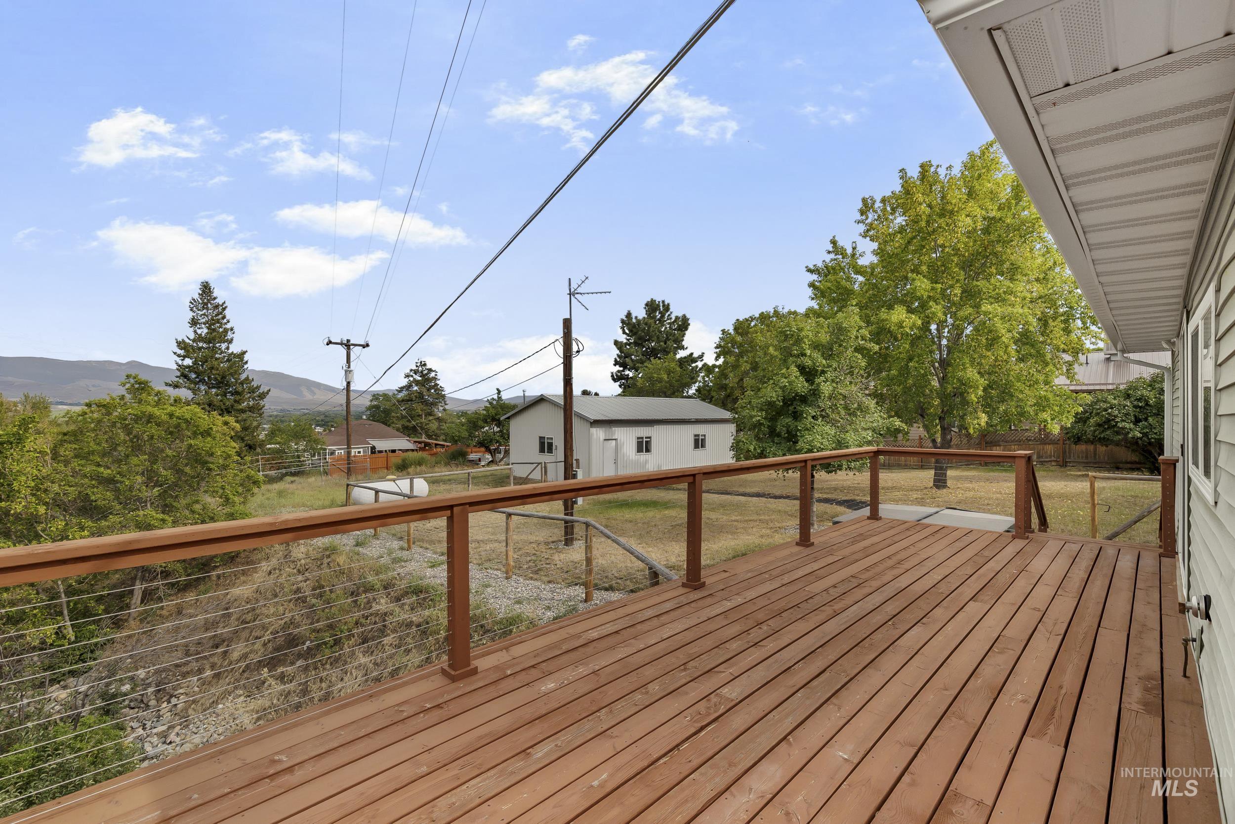 117 Lafayette Ave, Salmon, Idaho 83467, 3 Bedrooms, 2 Bathrooms, Residential For Sale, Price $375,000, 98997964