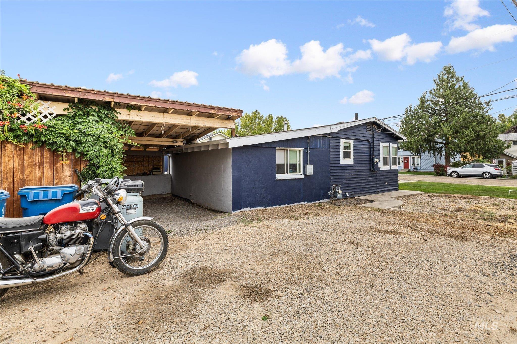 716 E Sherman Ave, Nampa, Idaho 83686, 1 Bedroom, 1 Bathroom, Residential For Sale, Price $234,900,MLS 98997967
