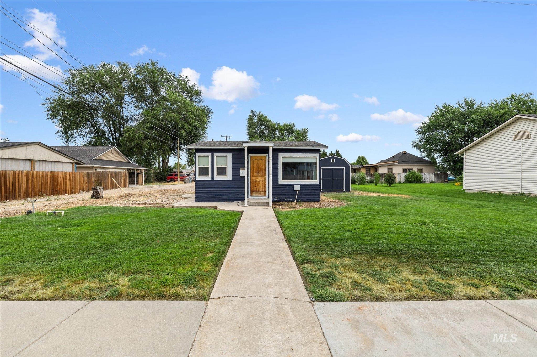 716 E Sherman Ave, Nampa, Idaho 83686, 1 Bedroom, 1 Bathroom, Residential For Sale, Price $234,900,MLS 98997967