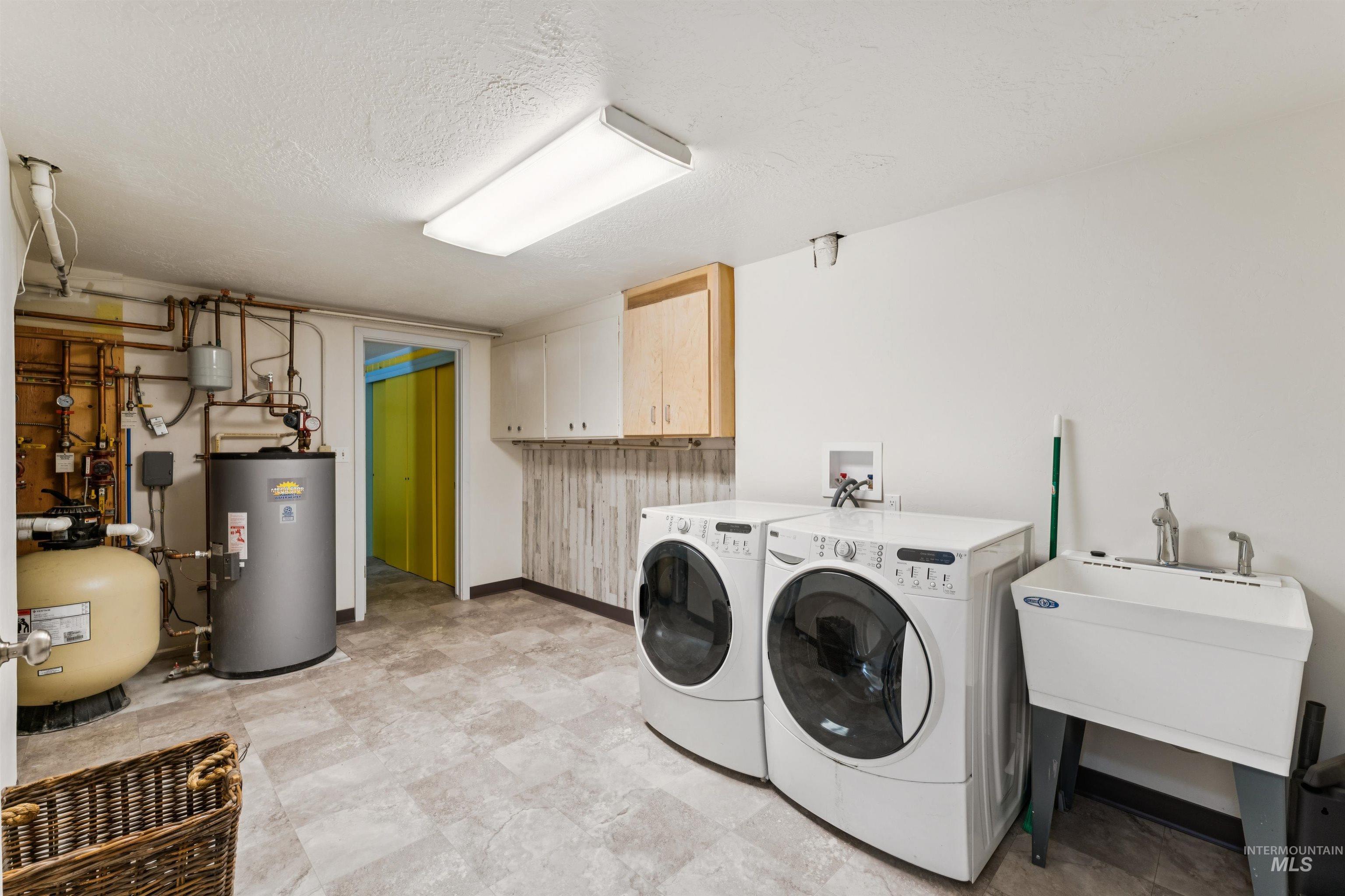 3795 N 33Rd St, Boise, Idaho 83703, 3 Bedrooms, 1.5 Bathrooms, Residential Income For Sale, Price $995,000,MLS 98997970