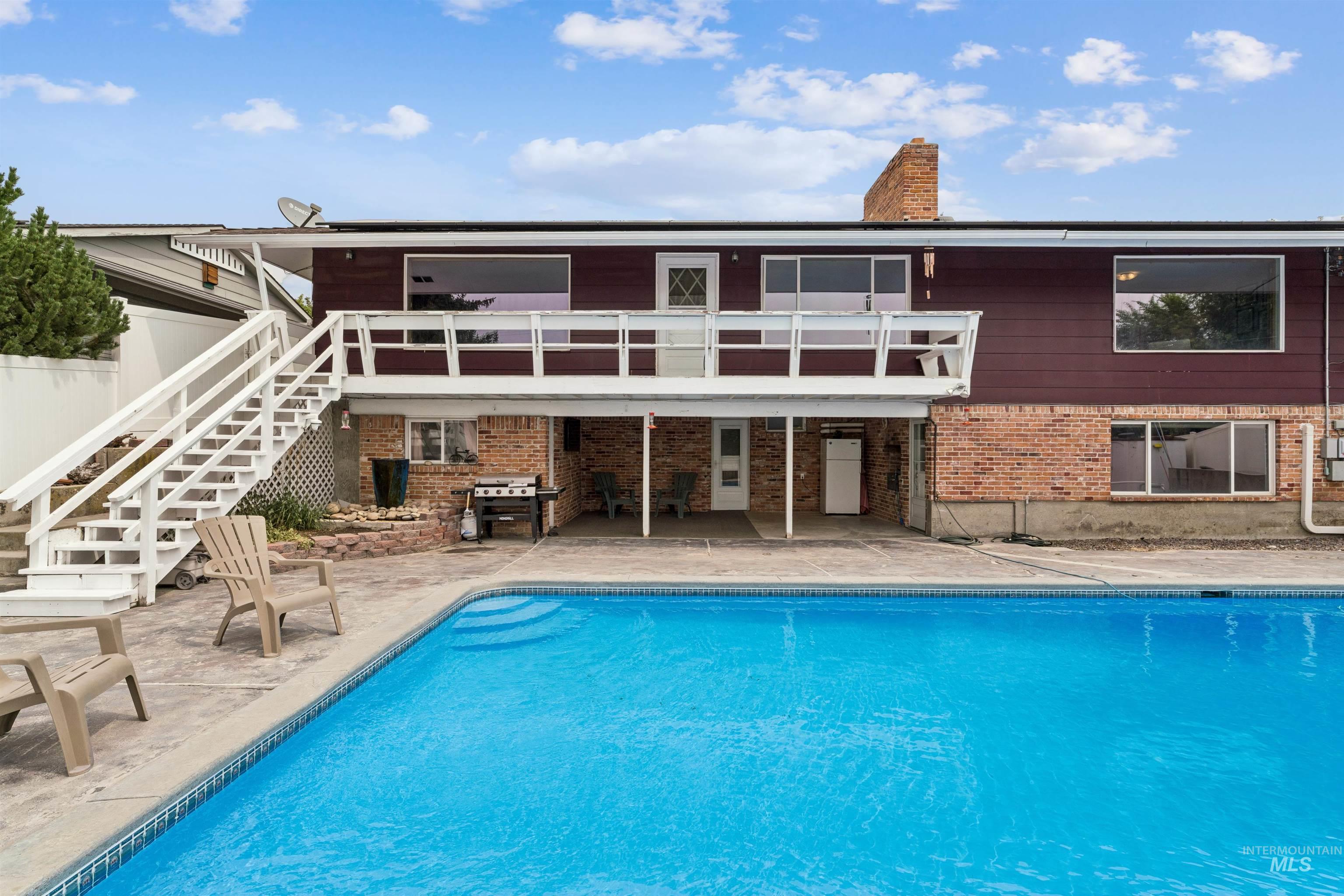3795 N 33Rd St, Boise, Idaho 83703, 3 Bedrooms, 1.5 Bathrooms, Residential Income For Sale, Price $995,000,MLS 98997970