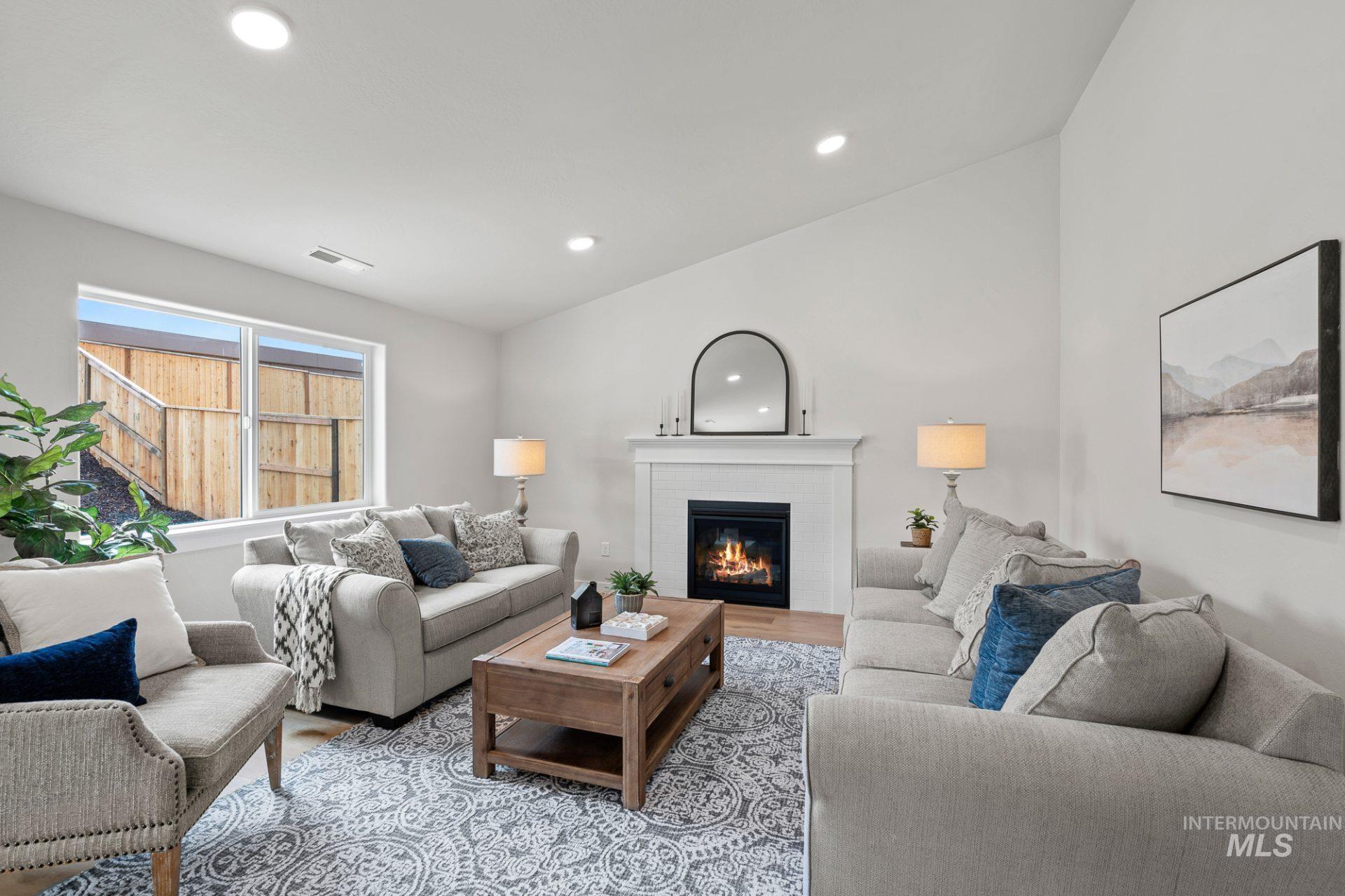 5209 E Patchwork Dr., Nampa, Idaho 83686, 4 Bedrooms, 2 Bathrooms, Residential For Sale, Price $429,990, 98997971
