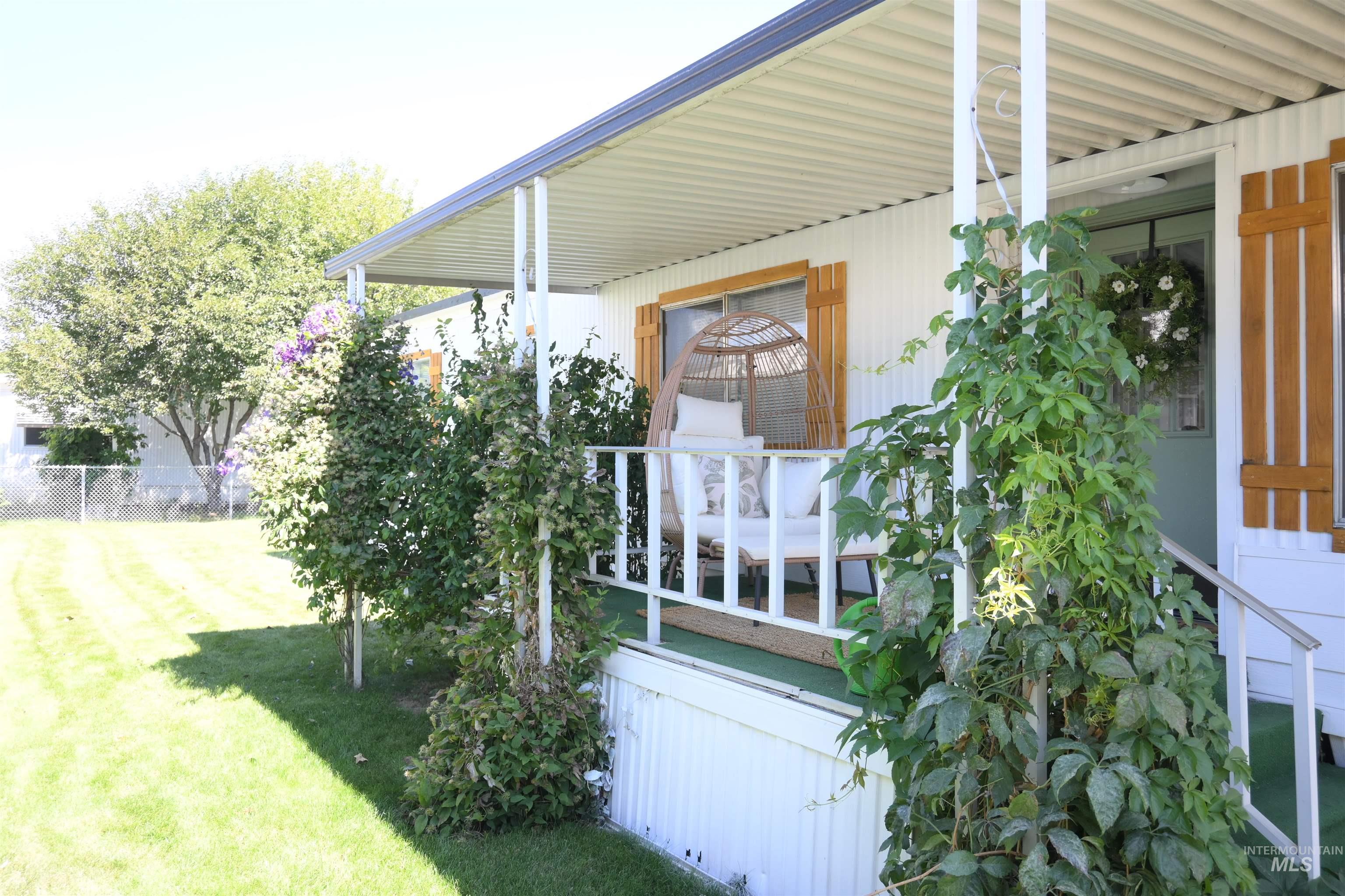 118 Driftwood Dr, Boise, Idaho 83713, 2 Bedrooms, 2 Bathrooms, Residential For Sale, Price $119,000, 98997977