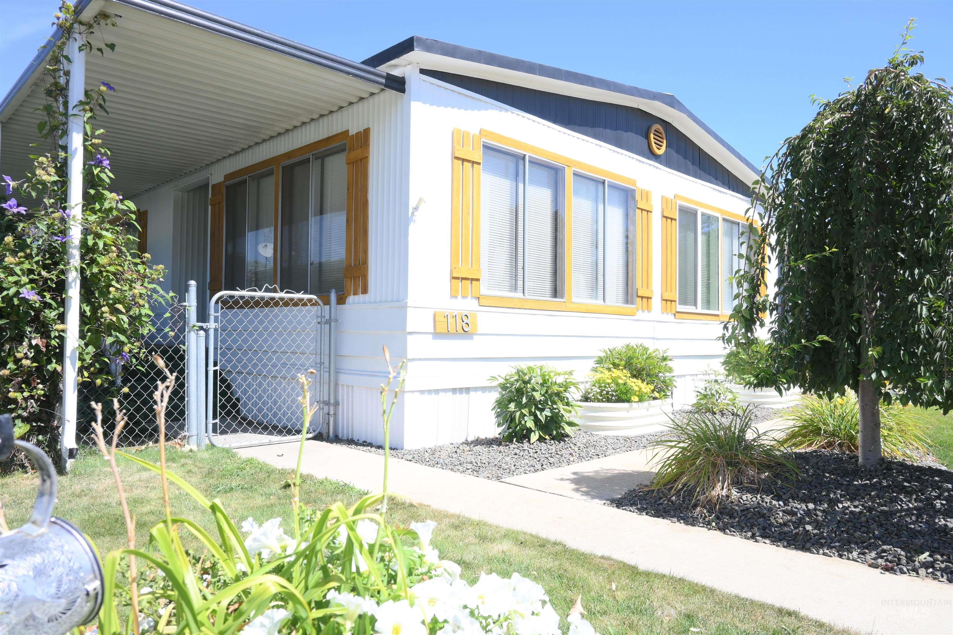 118 Driftwood Dr, Boise, Idaho 83713, 2 Bedrooms, 2 Bathrooms, Residential For Sale, Price $119,000, 98997977