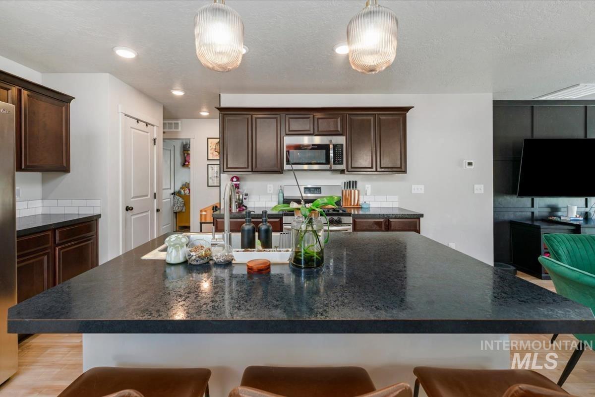 10345 Scout Ridge St, Nampa, Idaho 83687, 3 Bedrooms, 2 Bathrooms, Residential For Sale, Price $394,500,MLS 98997979