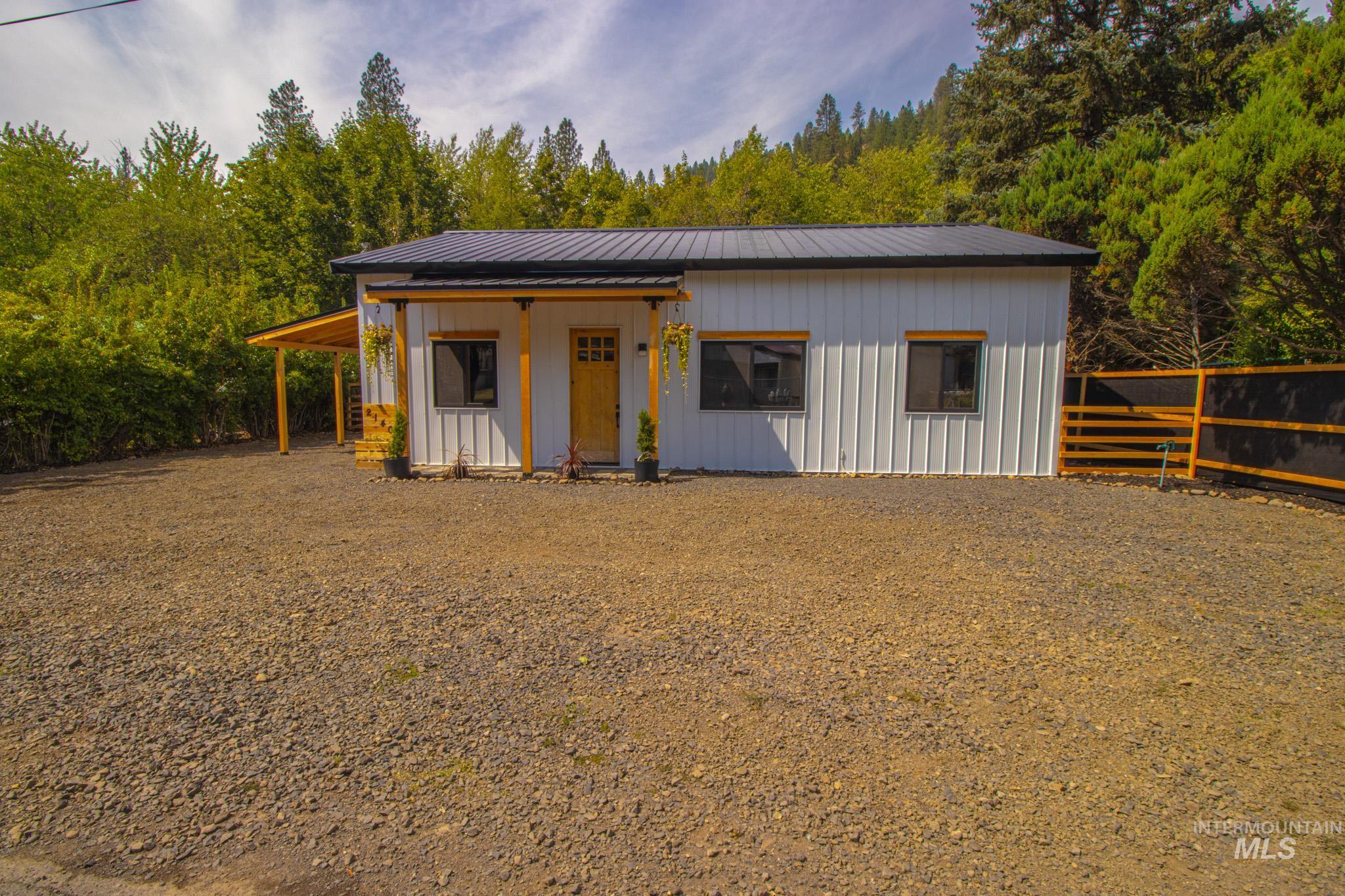 2140 Carney Drive, Orofino, Idaho 83544, 3 Bedrooms, 2 Bathrooms, Residential For Sale, Price $414,000, 98997981