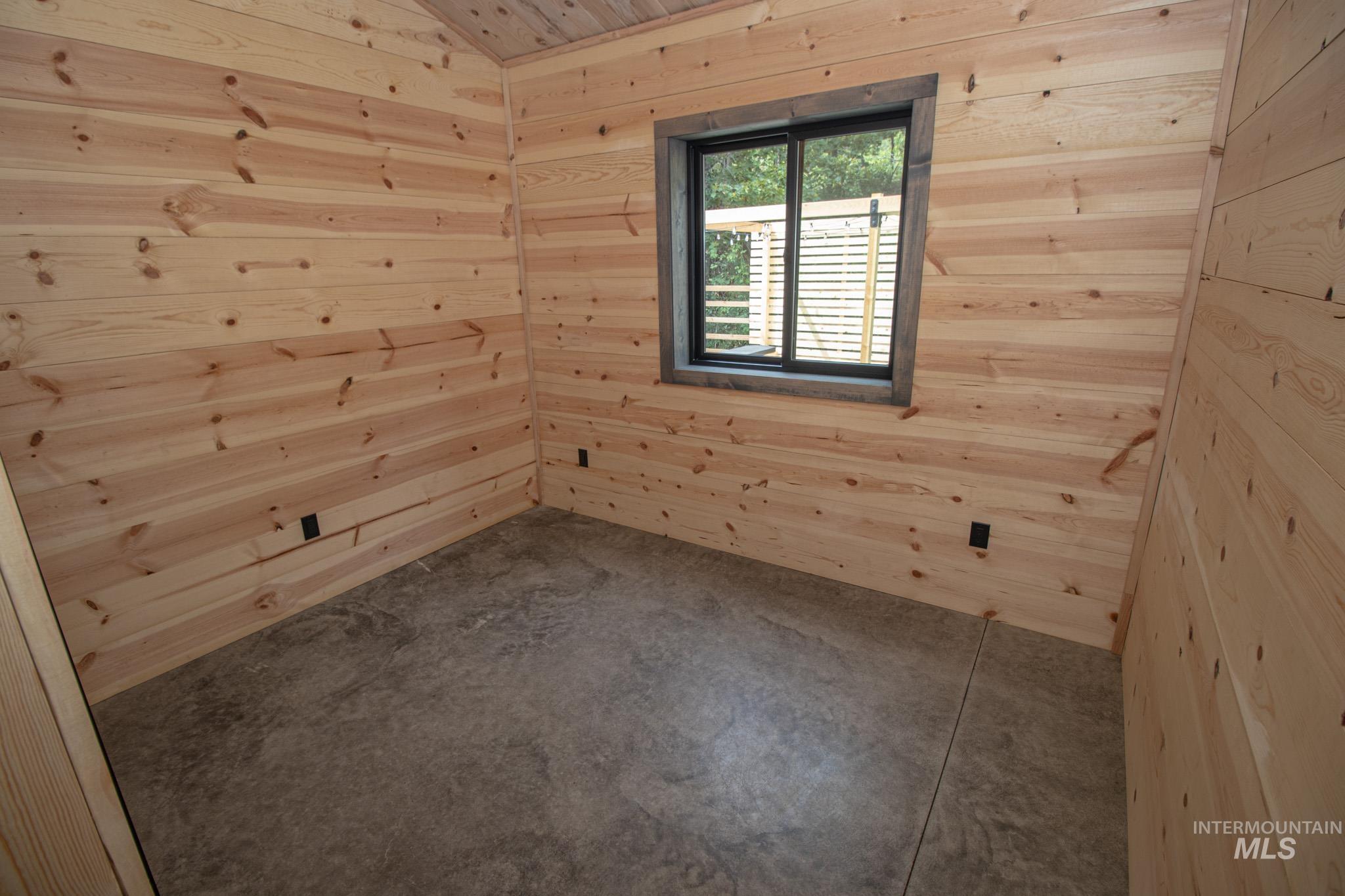 2140 Carney Drive, Orofino, Idaho 83544, 3 Bedrooms, 2 Bathrooms, Residential For Sale, Price $414,000, 98997981