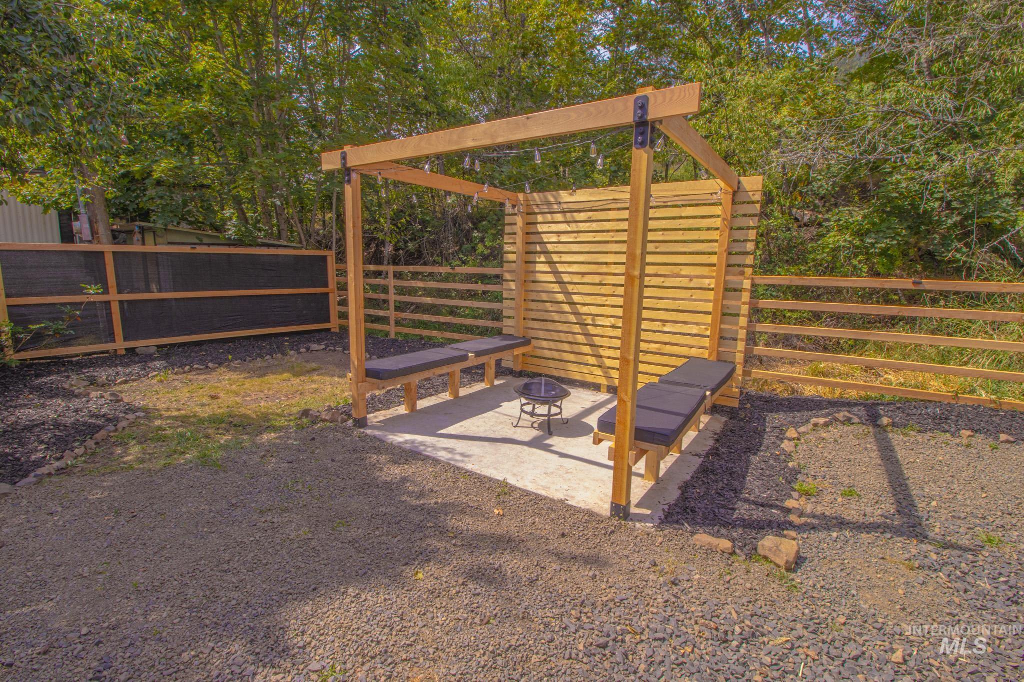 2140 Carney Drive, Orofino, Idaho 83544, 3 Bedrooms, 2 Bathrooms, Residential For Sale, Price $414,000, 98997981