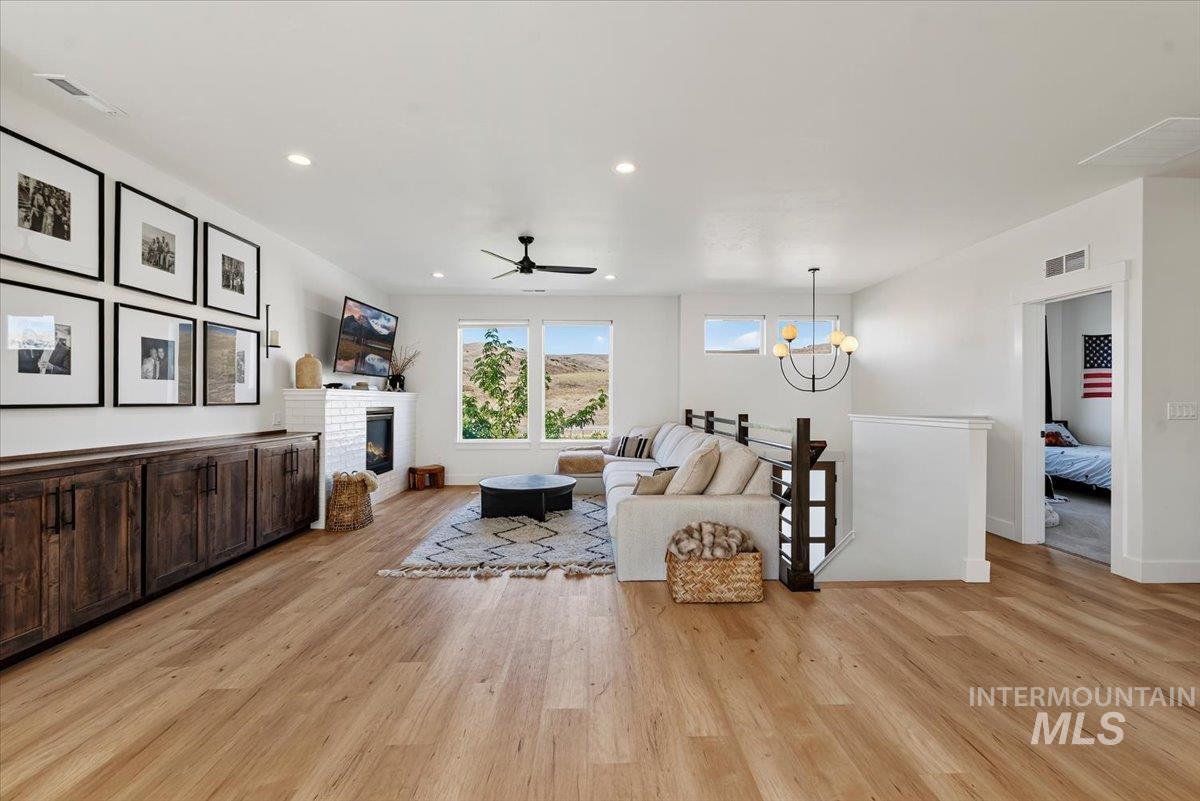 19576 N McLeod Way, Eagle, Idaho 83714, 4 Bedrooms, 2.5 Bathrooms, Residential For Sale, Price $669,500, 98997982