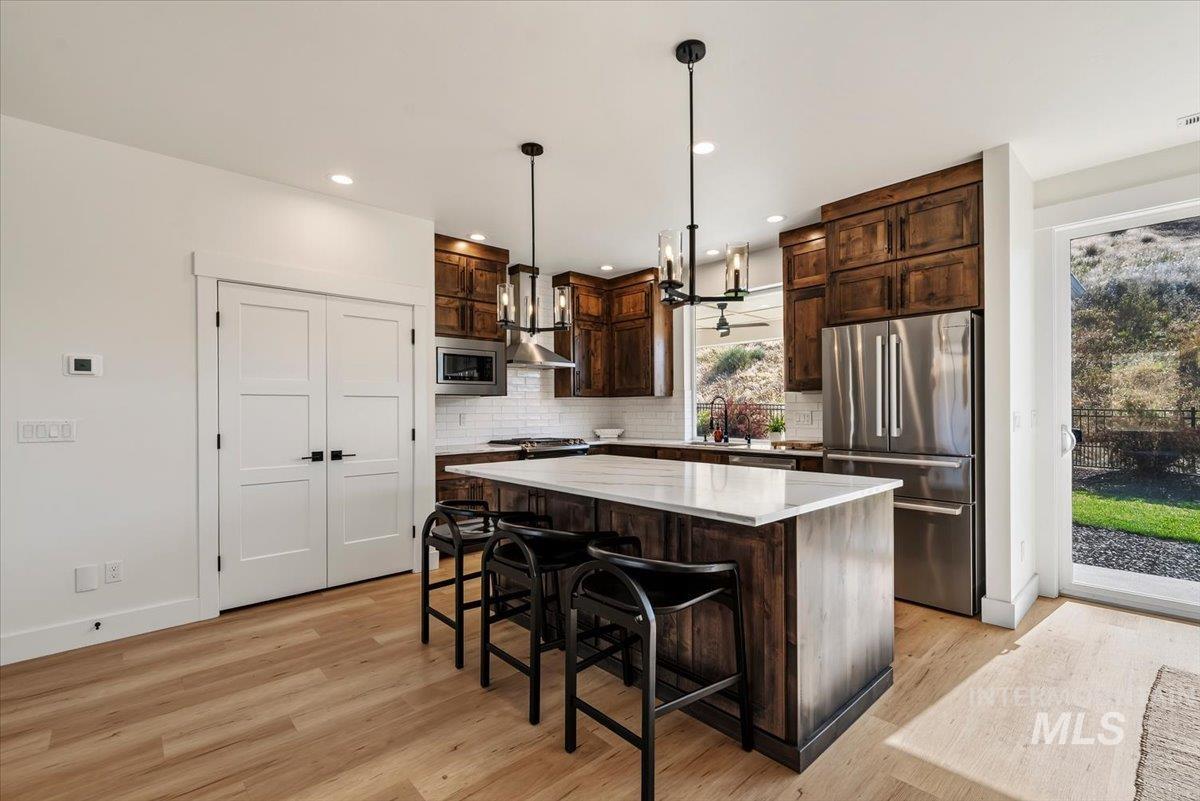 19576 N McLeod Way, Eagle, Idaho 83714, 4 Bedrooms, 2.5 Bathrooms, Residential For Sale, Price $669,500, 98997982