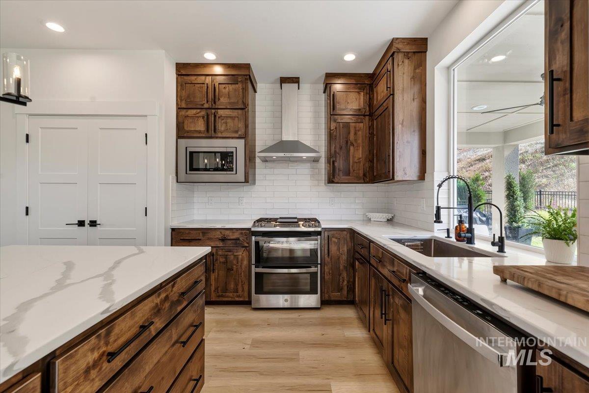 19576 N McLeod Way, Eagle, Idaho 83714, 4 Bedrooms, 2.5 Bathrooms, Residential For Sale, Price $669,500, 98997982