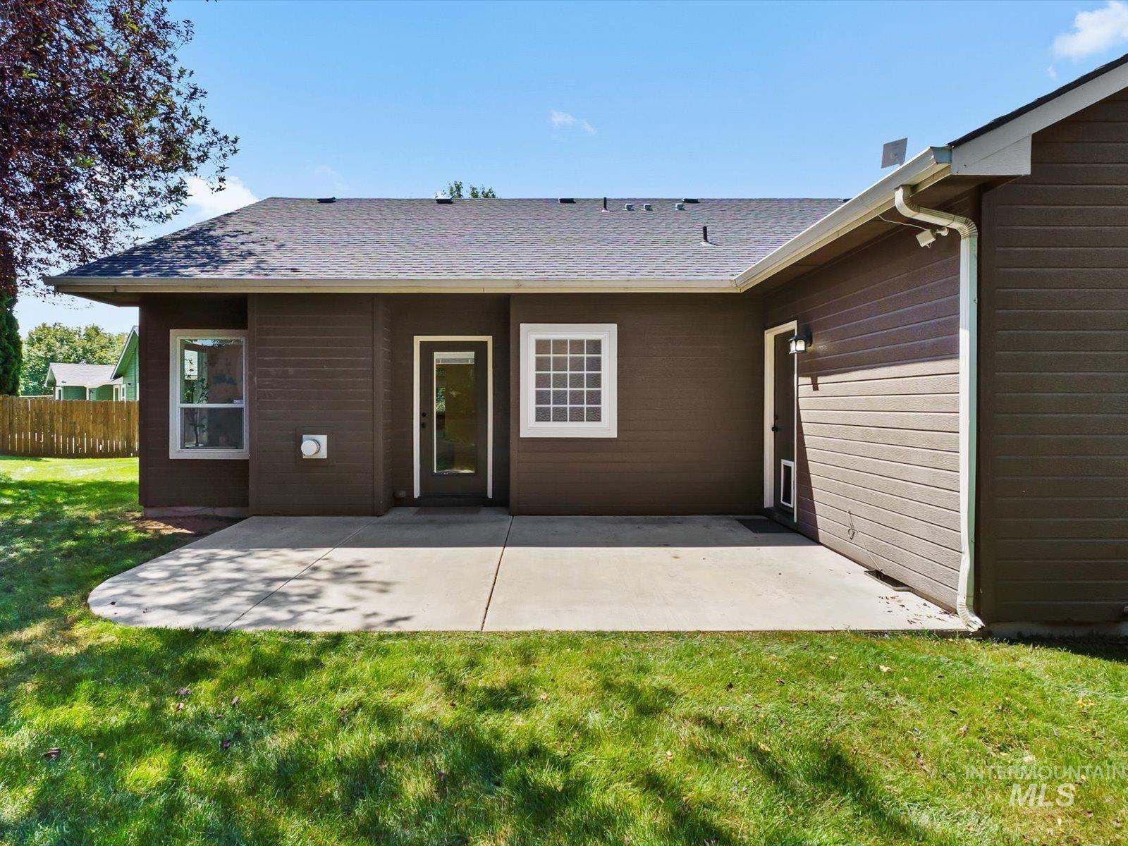 5168 N Dove Ridge Pl, Meridian, Idaho 83646, 3 Bedrooms, 2 Bathrooms, Residential For Sale, Price $469,990, 98997983