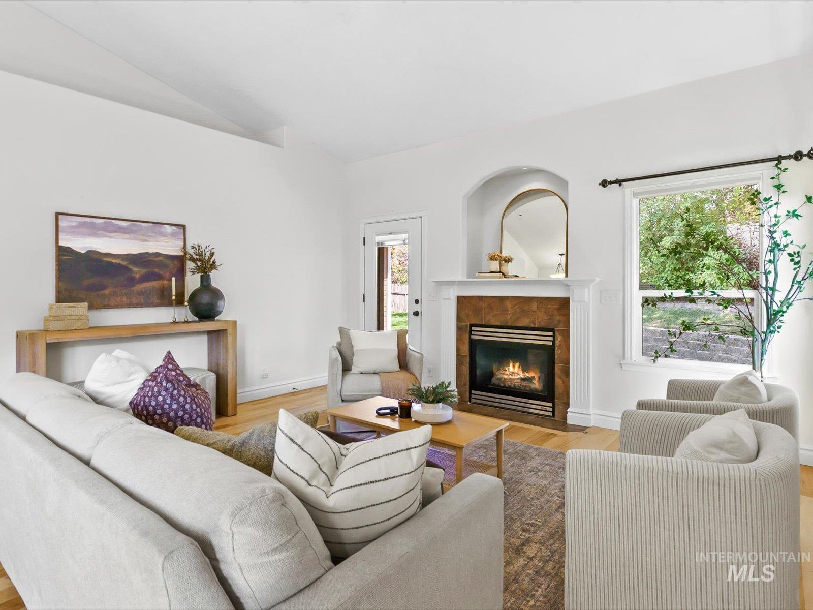 5168 N Dove Ridge Pl, Meridian, Idaho 83646, 3 Bedrooms, 2 Bathrooms, Residential For Sale, Price $469,990, 98997983