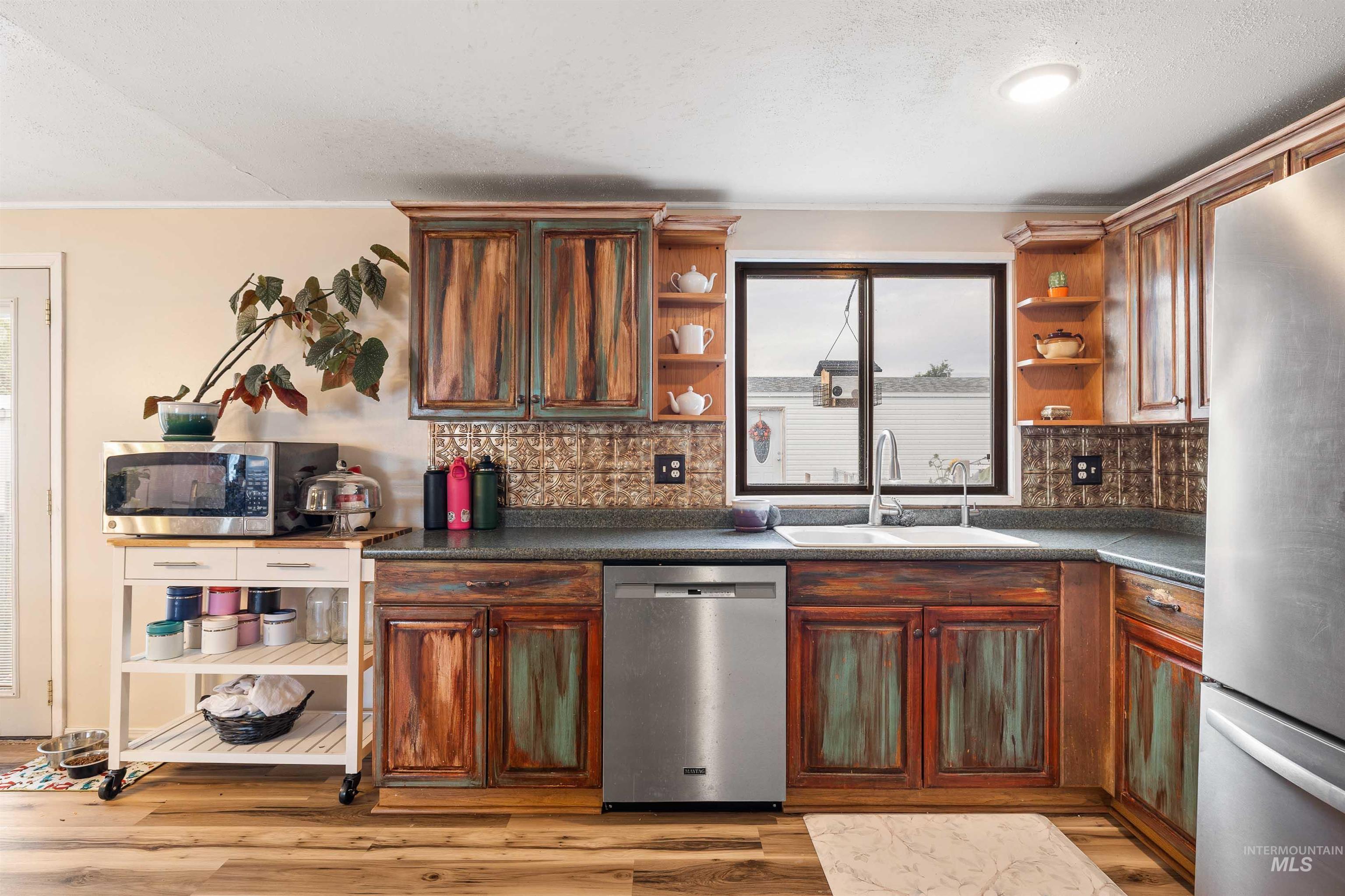 715 Center St E, Kimberly, Idaho 83341, 3 Bedrooms, 2 Bathrooms, Residential For Sale, Price $139,990, 98997984