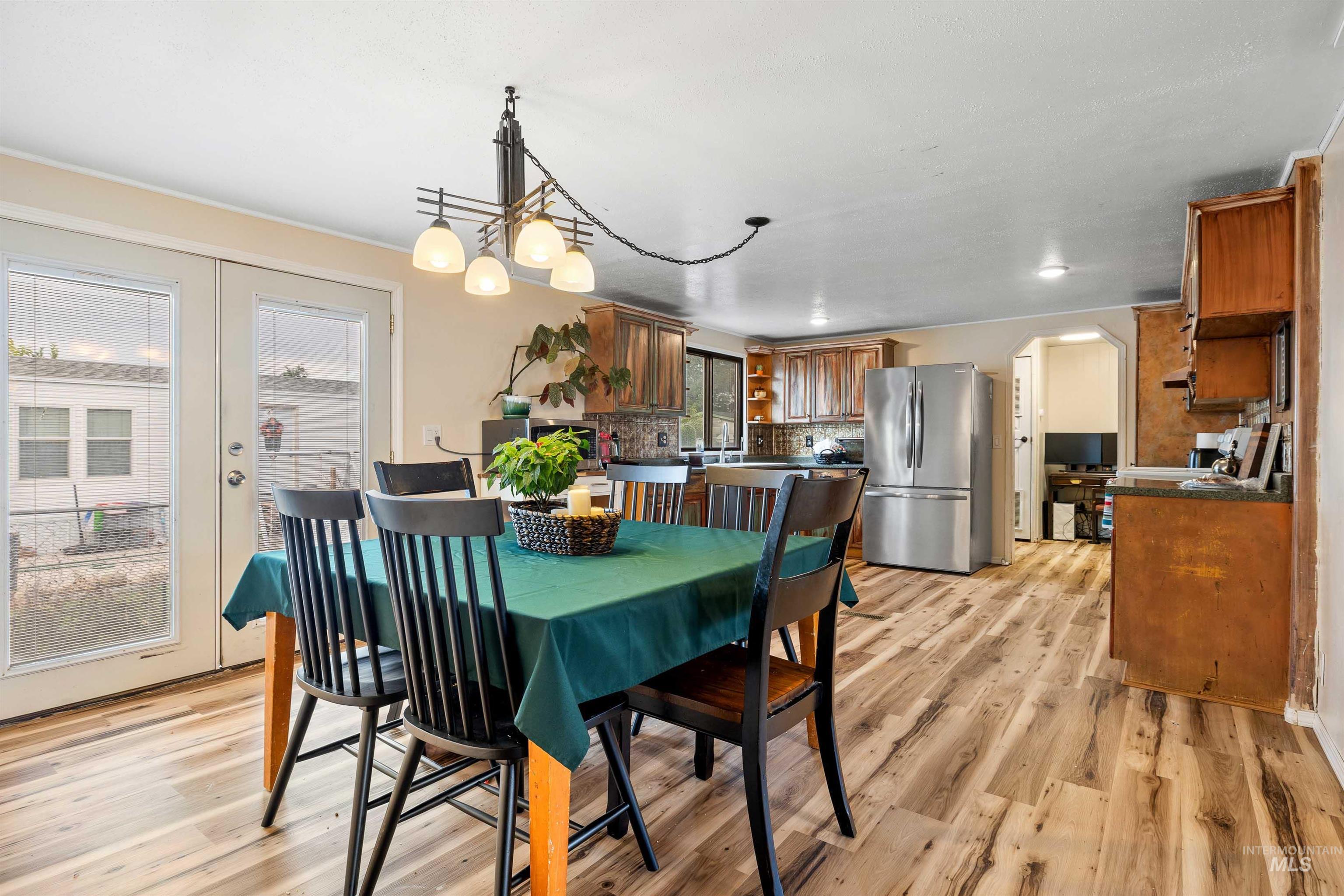 715 Center St E, Kimberly, Idaho 83341, 3 Bedrooms, 2 Bathrooms, Residential For Sale, Price $139,990, 98997984