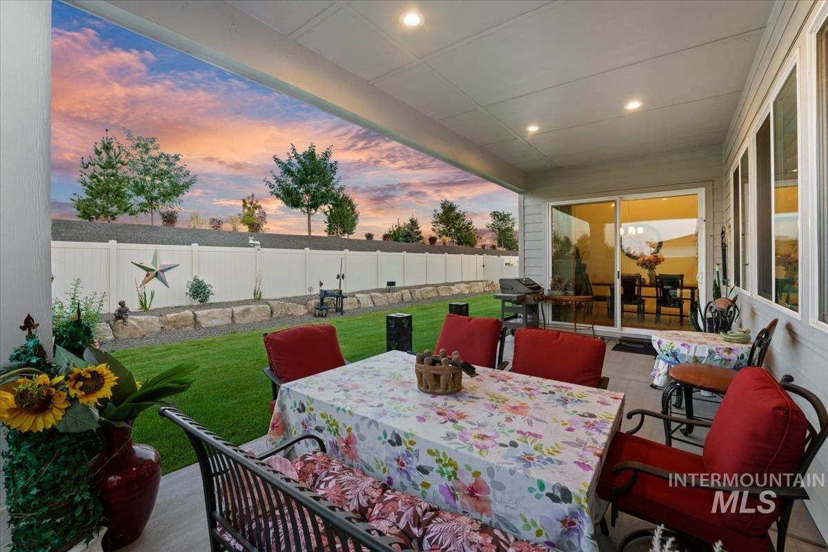 1368 N Leatherwood Ave, Star, Idaho 83669, 4 Bedrooms, 3 Bathrooms, Residential For Sale, Price $679,900, 98997985