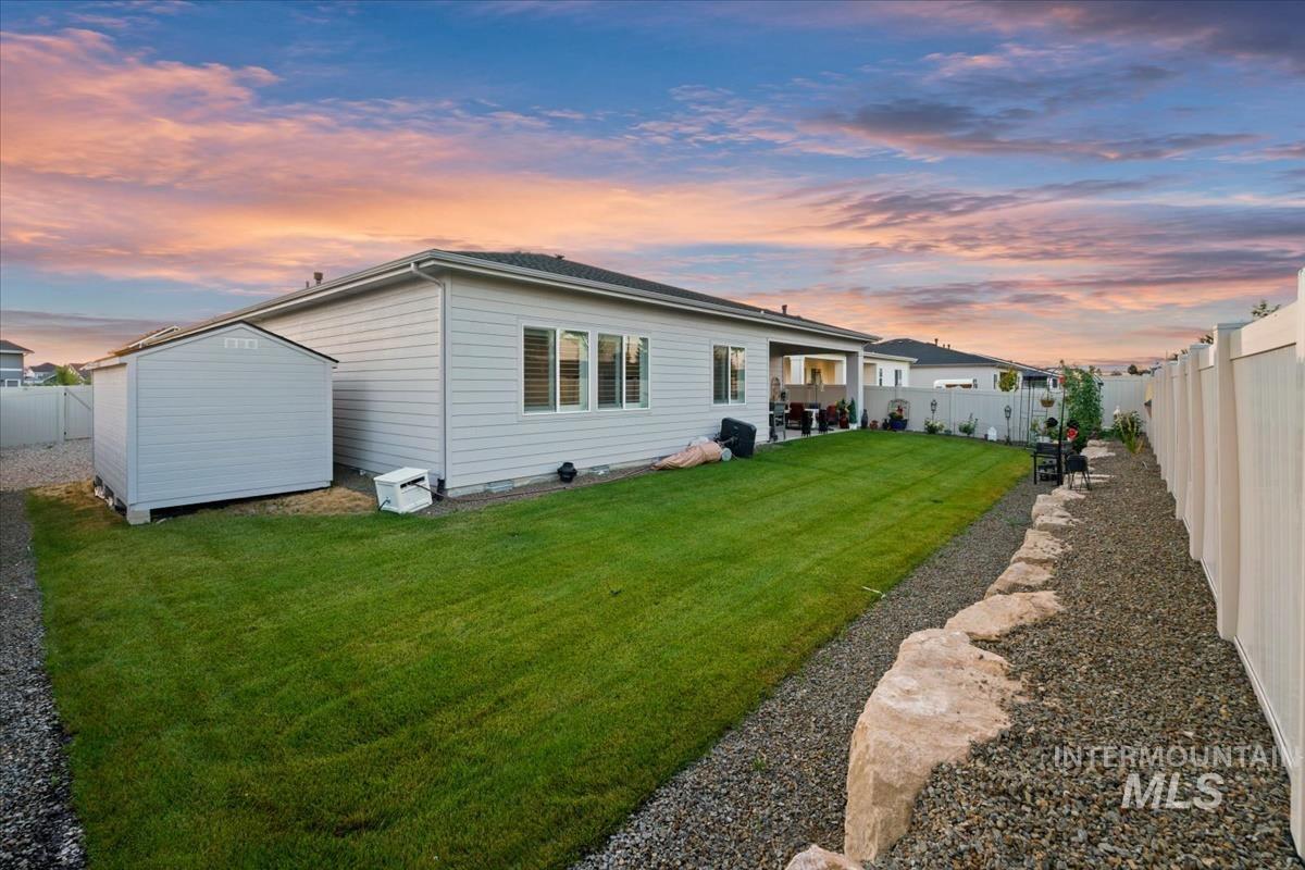 1368 N Leatherwood Ave, Star, Idaho 83669, 4 Bedrooms, 3 Bathrooms, Residential For Sale, Price $679,900, 98997985