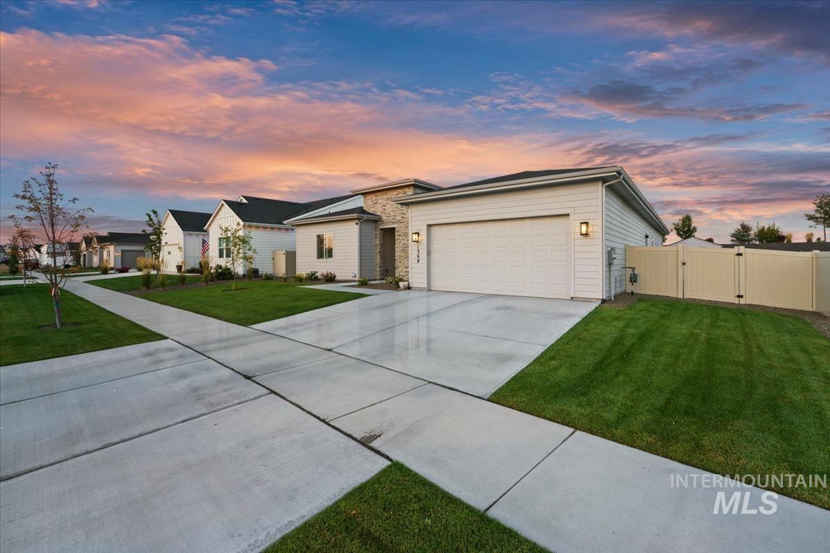 1368 N Leatherwood Ave, Star, Idaho 83669, 4 Bedrooms, 3 Bathrooms, Residential For Sale, Price $679,900, 98997985