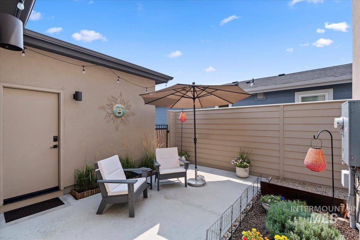 3220 S Shadywood Way, Boise, Idaho 83716, 3 Bedrooms, 2.5 Bathrooms, Residential For Sale, Price $709,500,MLS 98997986
