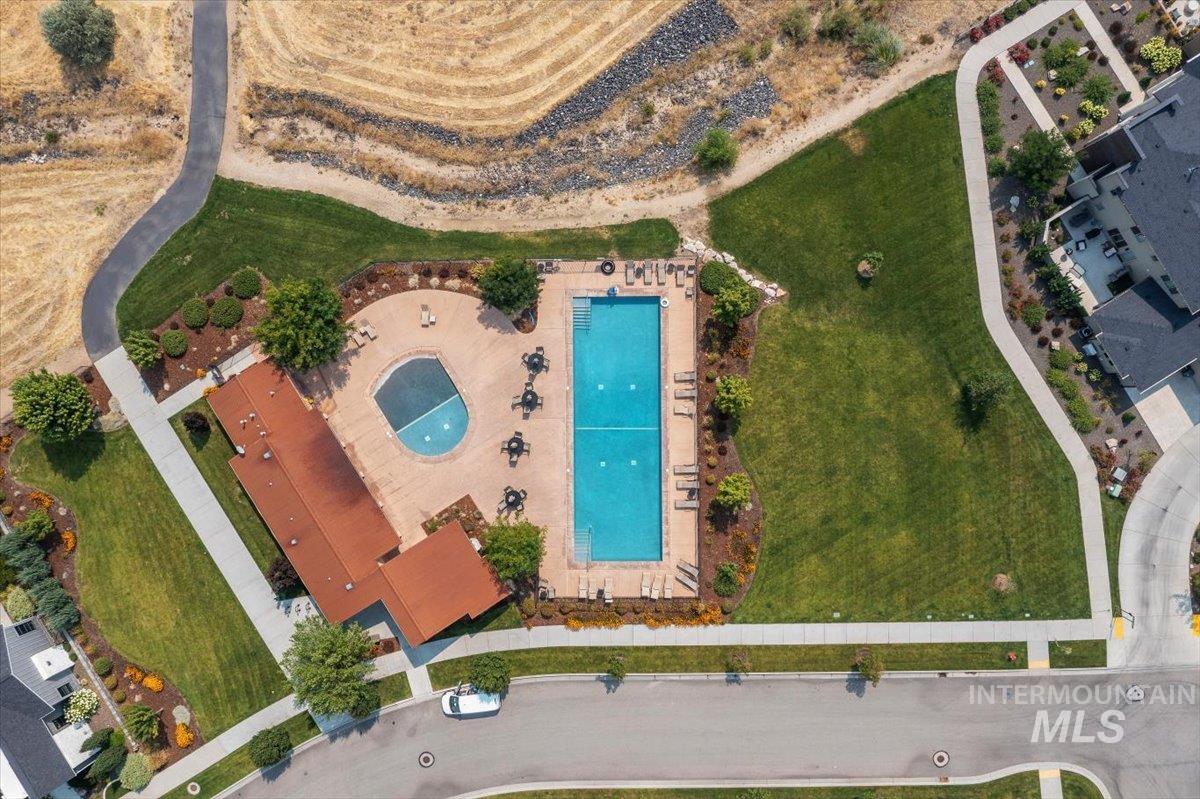 3220 S Shadywood Way, Boise, Idaho 83716, 3 Bedrooms, 2.5 Bathrooms, Residential For Sale, Price $709,500,MLS 98997986
